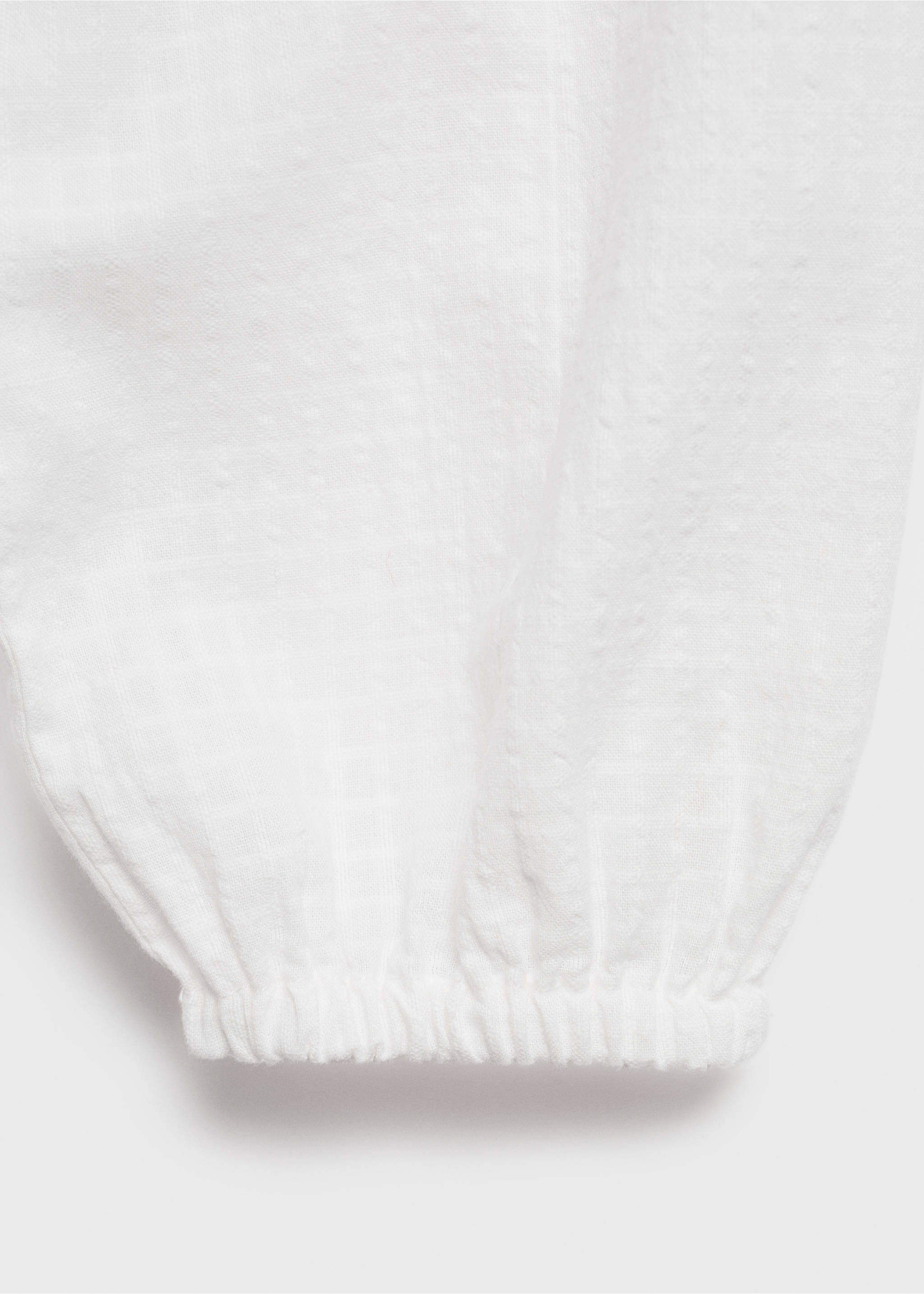 Blouse with lace trim details - Details of the article 0, White. Ref: 17046726-00.