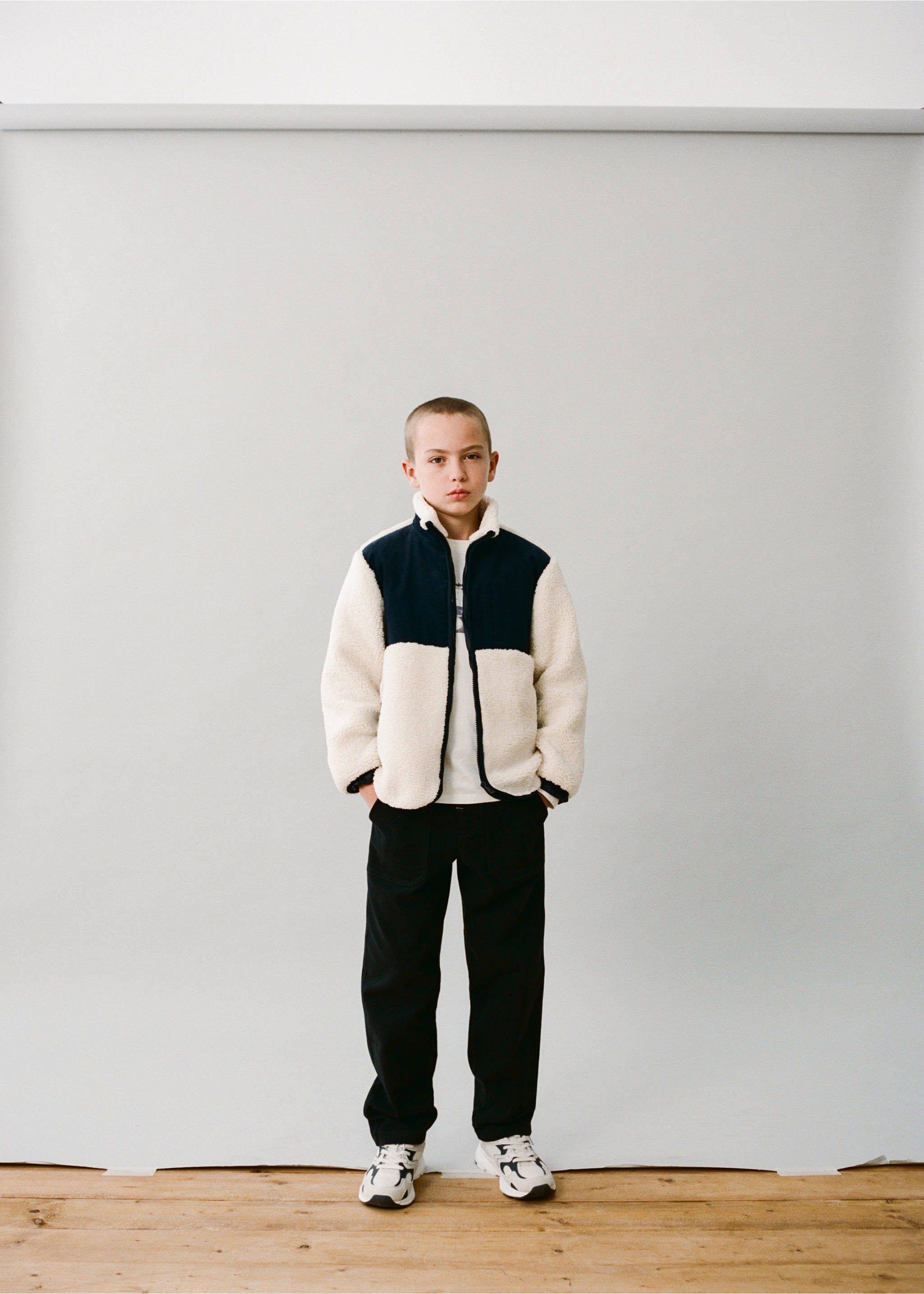 Straight cotton trousers - Details of the article 5, Navy. Ref: 17046728-00.