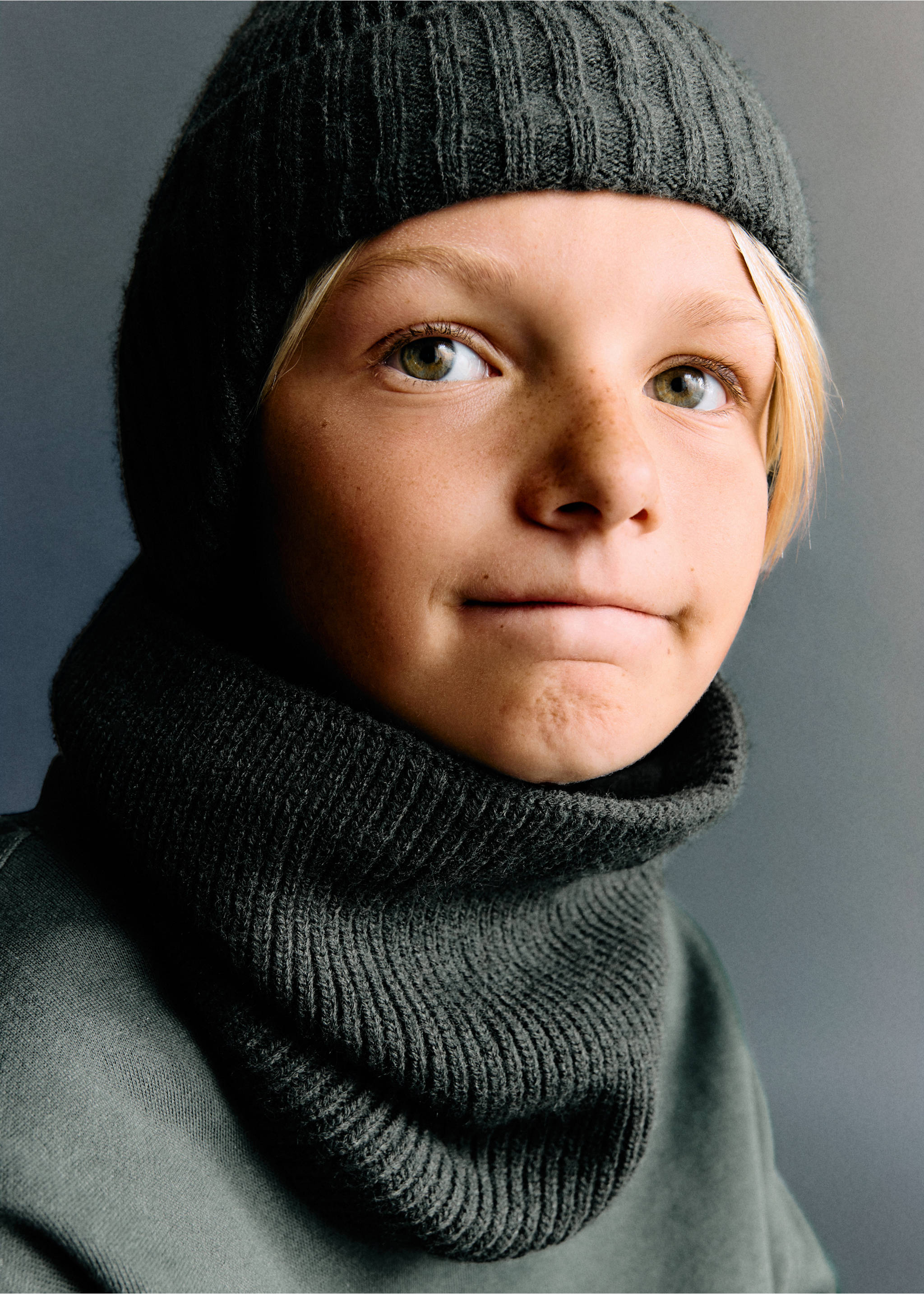Knit scarf - General plane, Khaki. Ref: 17046734-00.