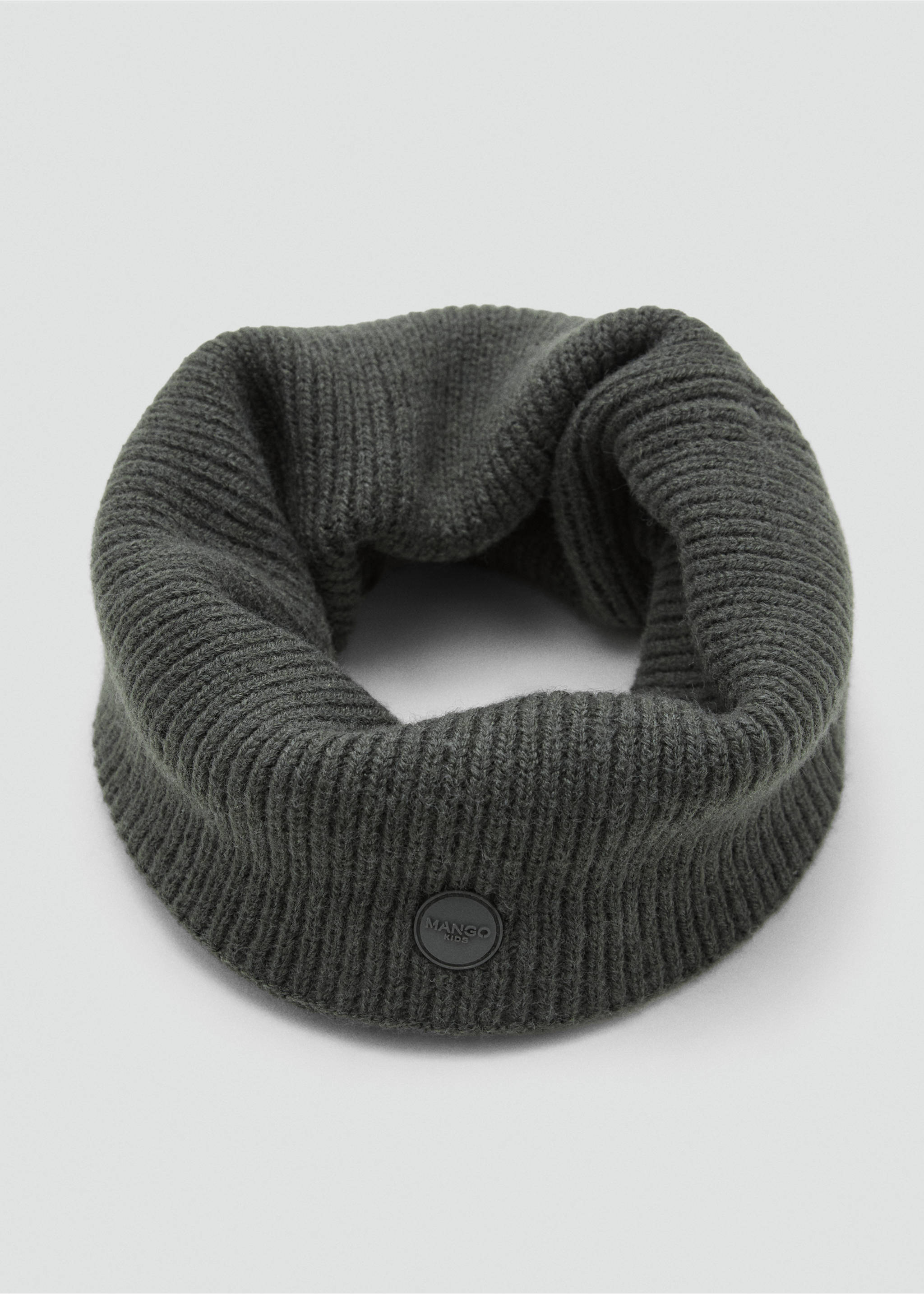 Knit scarf - Details of the article 1, Khaki. Ref: 17046734-00.