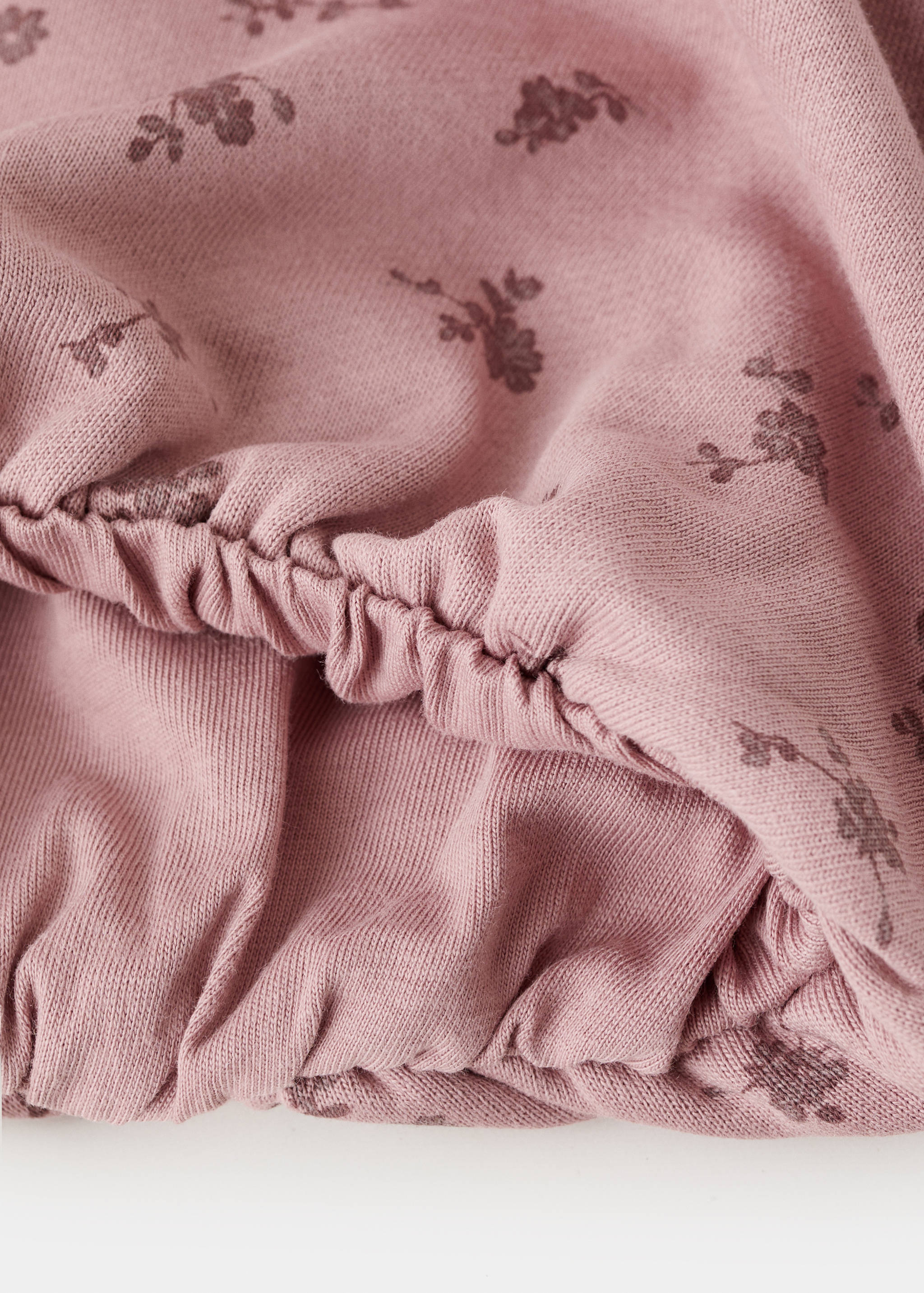 Embroidered sweatshirt with floral pattern - Details of the article 0