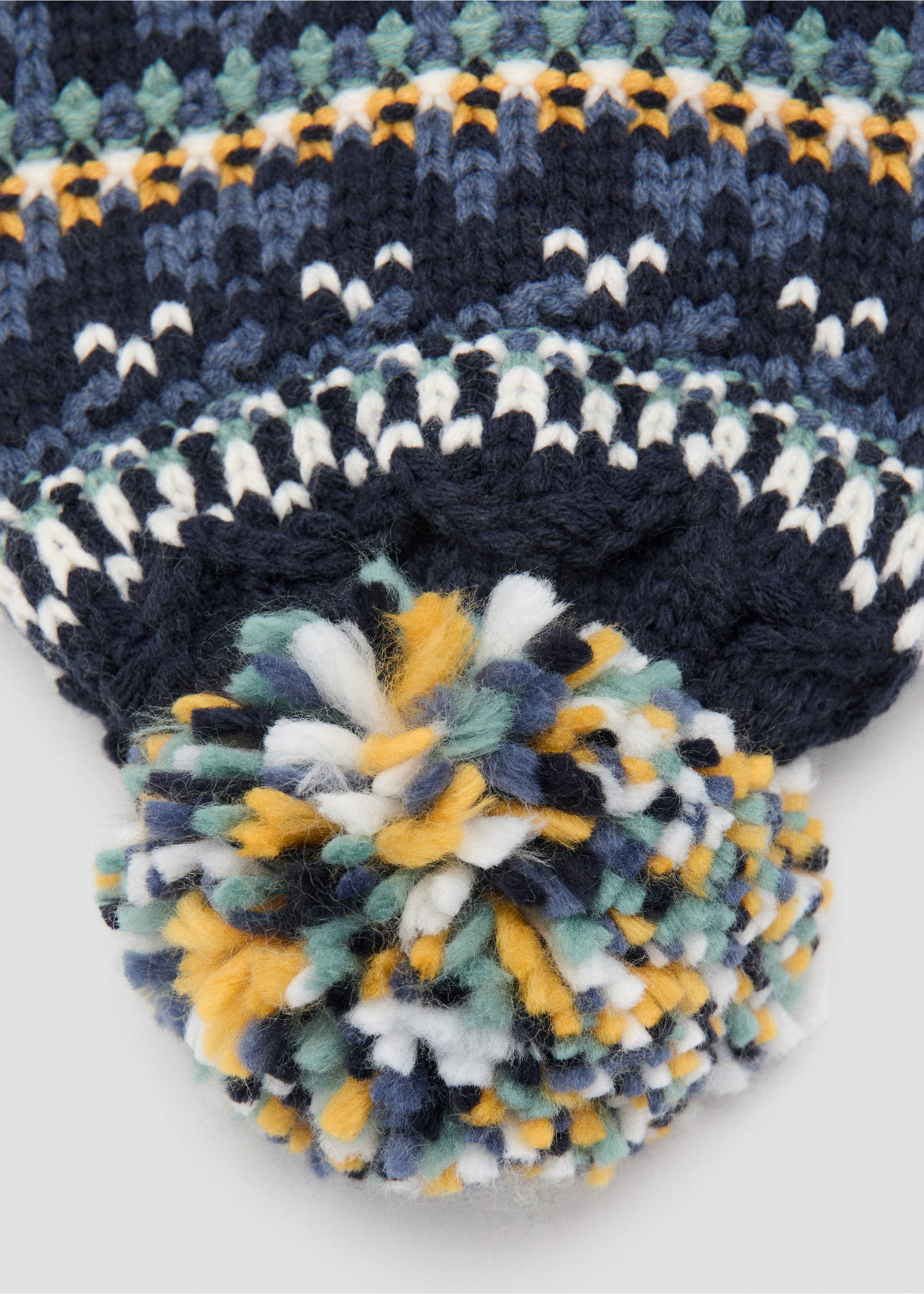 Knitted bobble hat - Details of the article 1, Navy. Ref: 17047776-00.