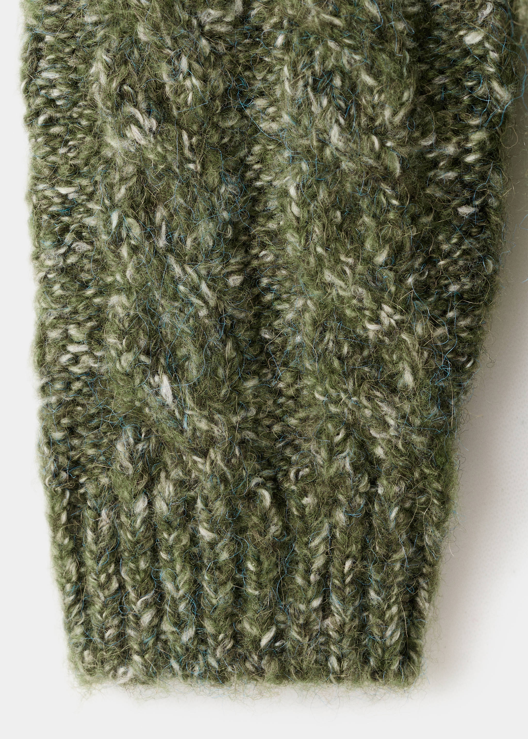 Pullover mit Zopfmuster - Detail des Artikels 0
