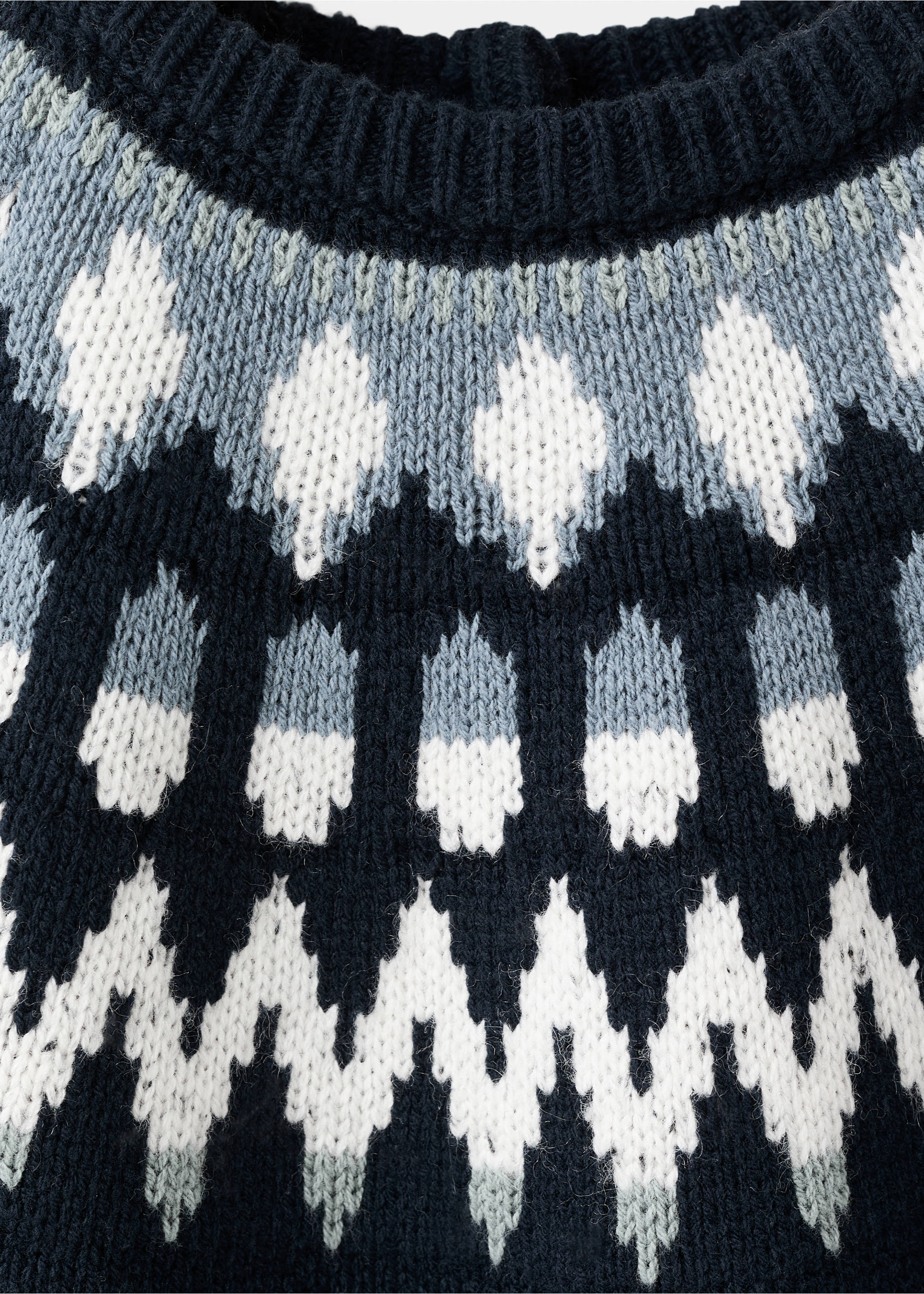 Gebreide jacquard trui - Detail van het artikel 8, Marineblauw. Ref: 17047810-00.