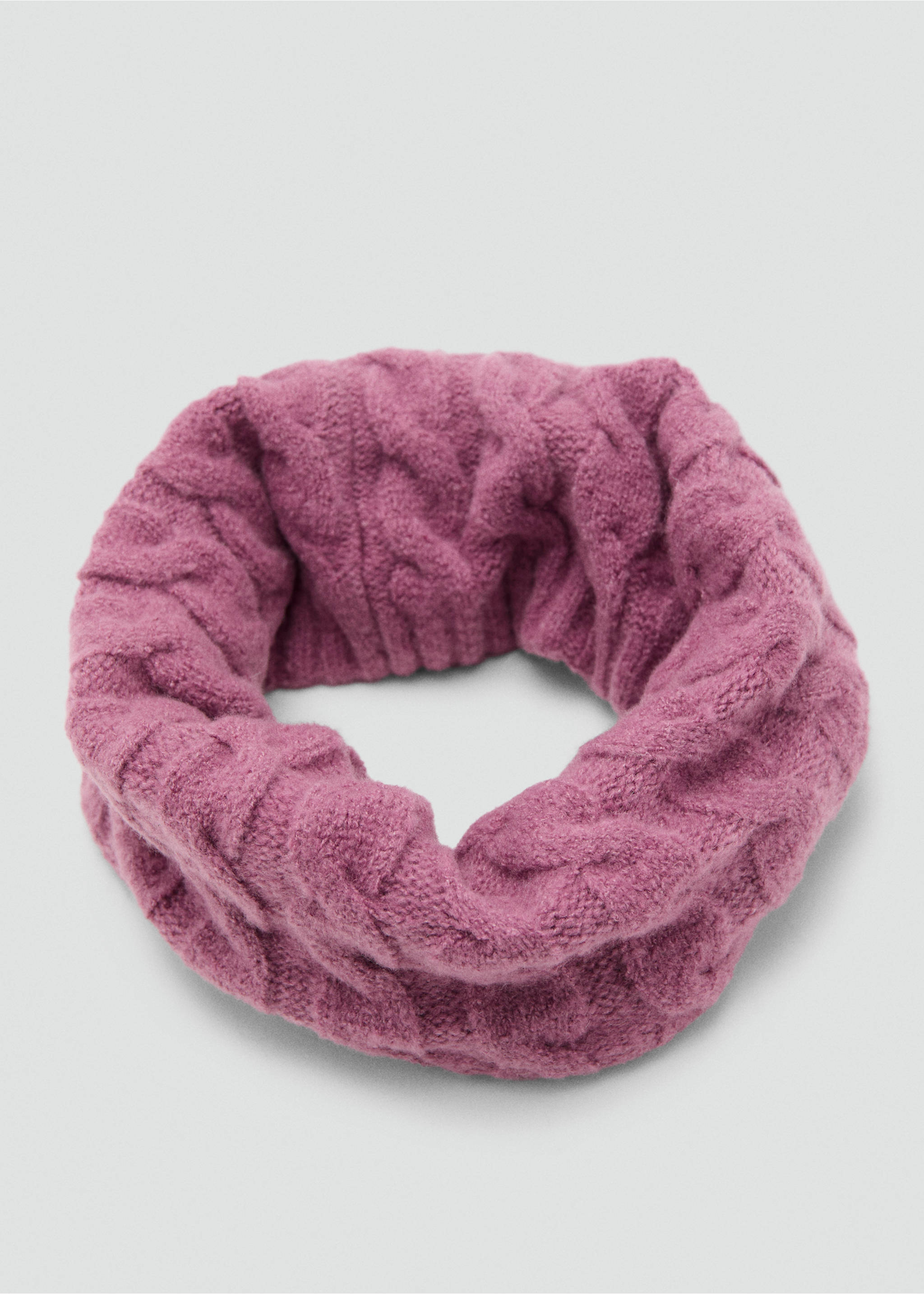 Knit scarf - Details of the article 1, Strawberry. Ref: 17047893-00.