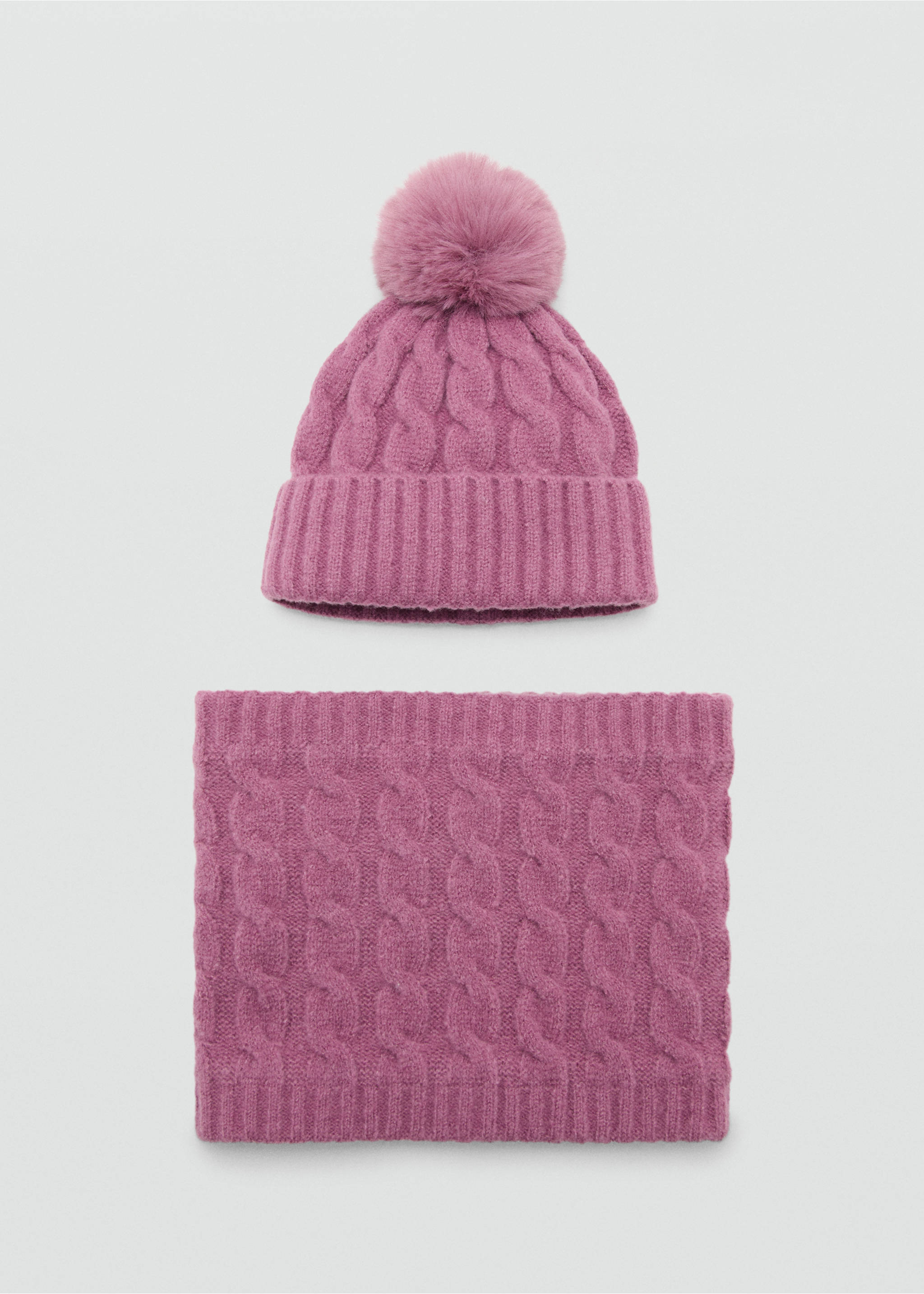 Knit scarf - Details of the article 2, Strawberry. Ref: 17047893-00.