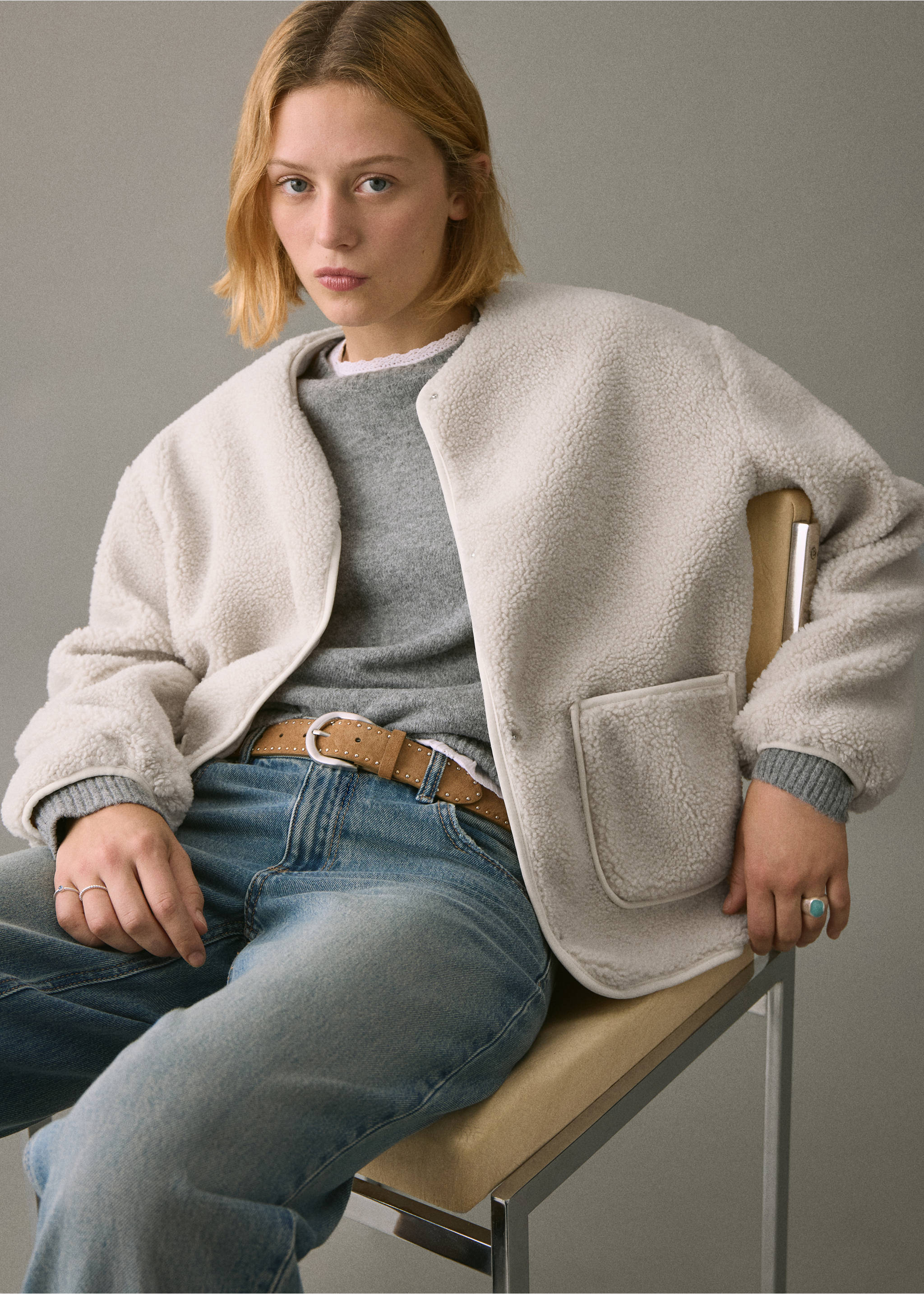 Shearling-effect jacket - Details of the article 2, Ecru. Ref: 17047898-00.