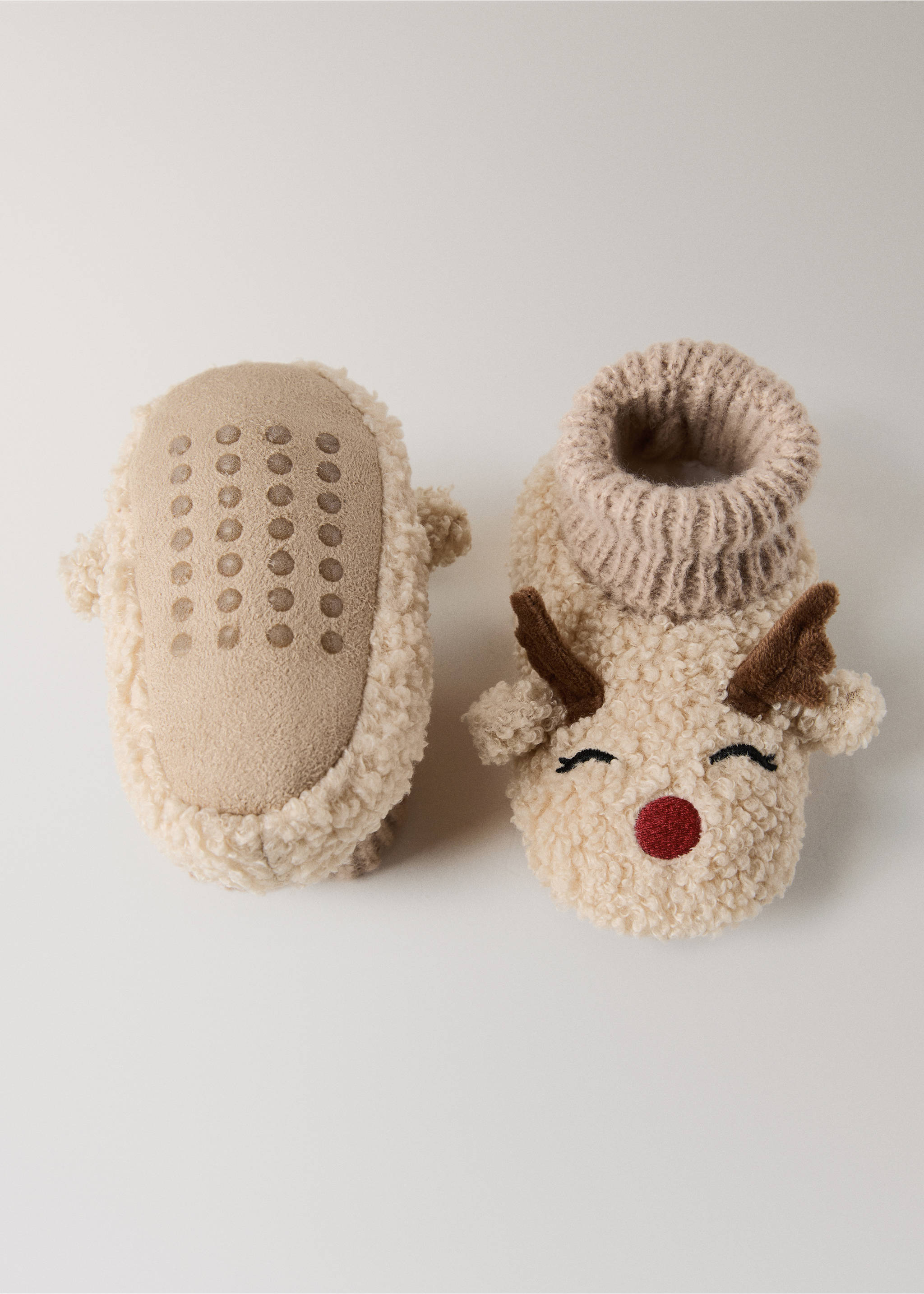 Reindeer lambskin booties - Details of the article 4, Sand. Ref: 17047904-00.