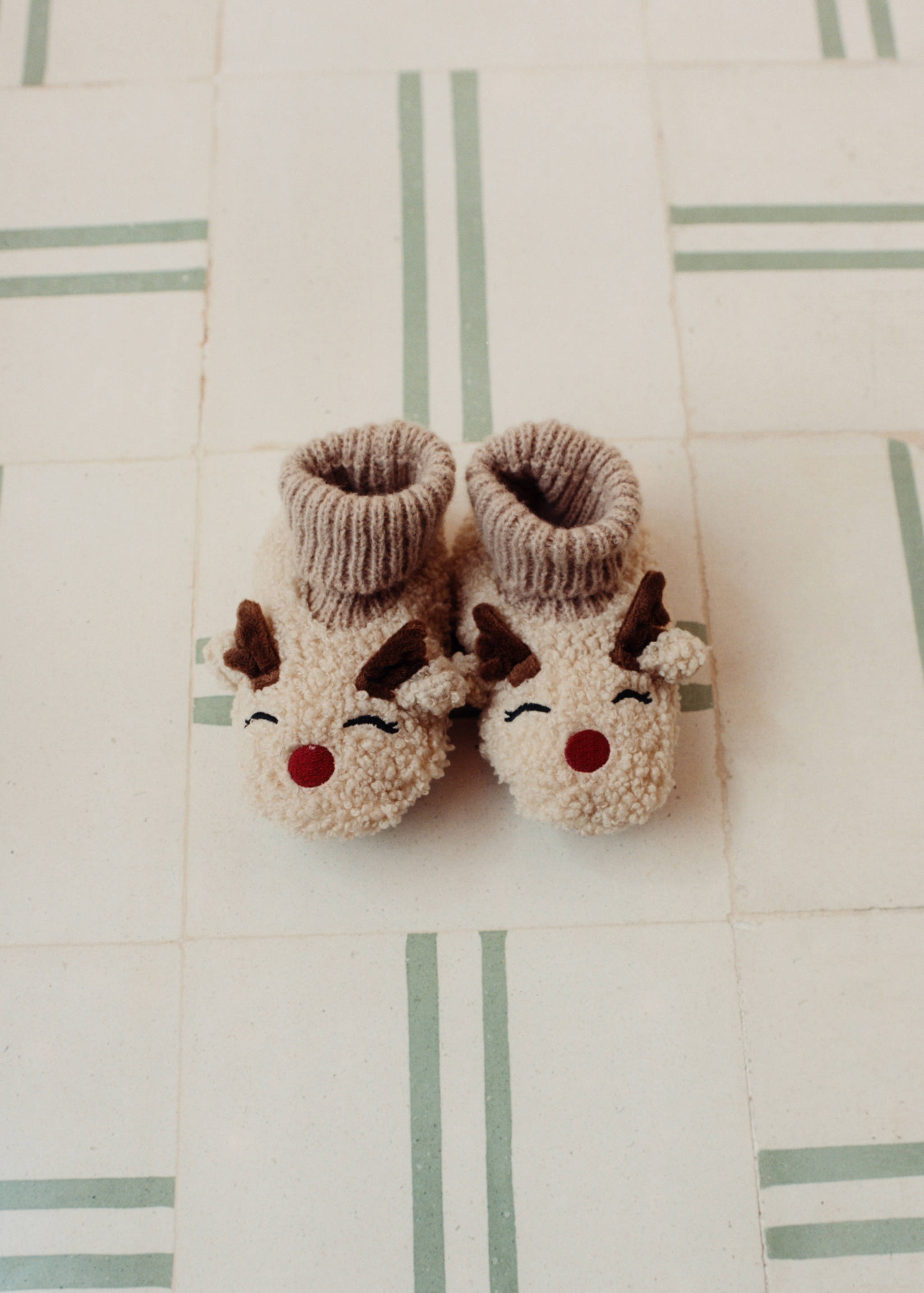 Reindeer lambskin booties - Details of the article 6