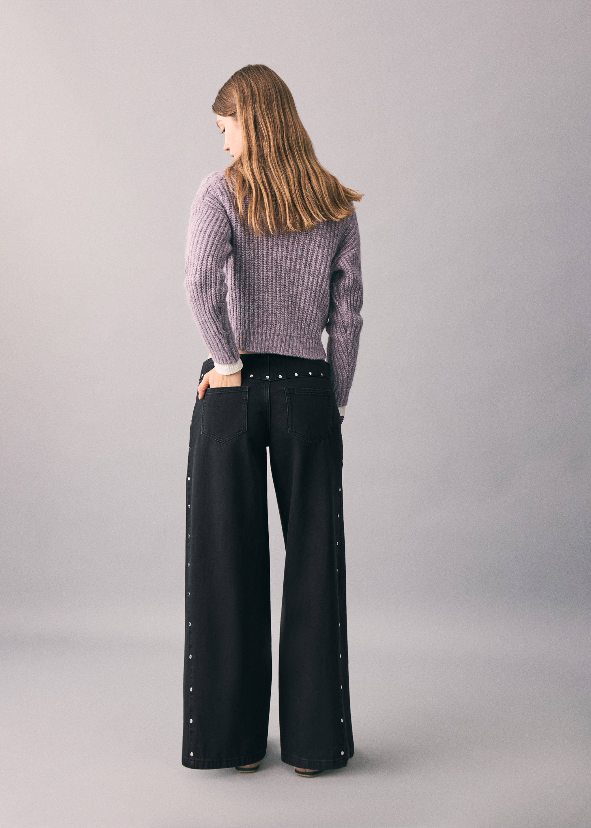 Wide leg jeans with studs - Reverse of the article, Black denim. Ref: 17048267-00.