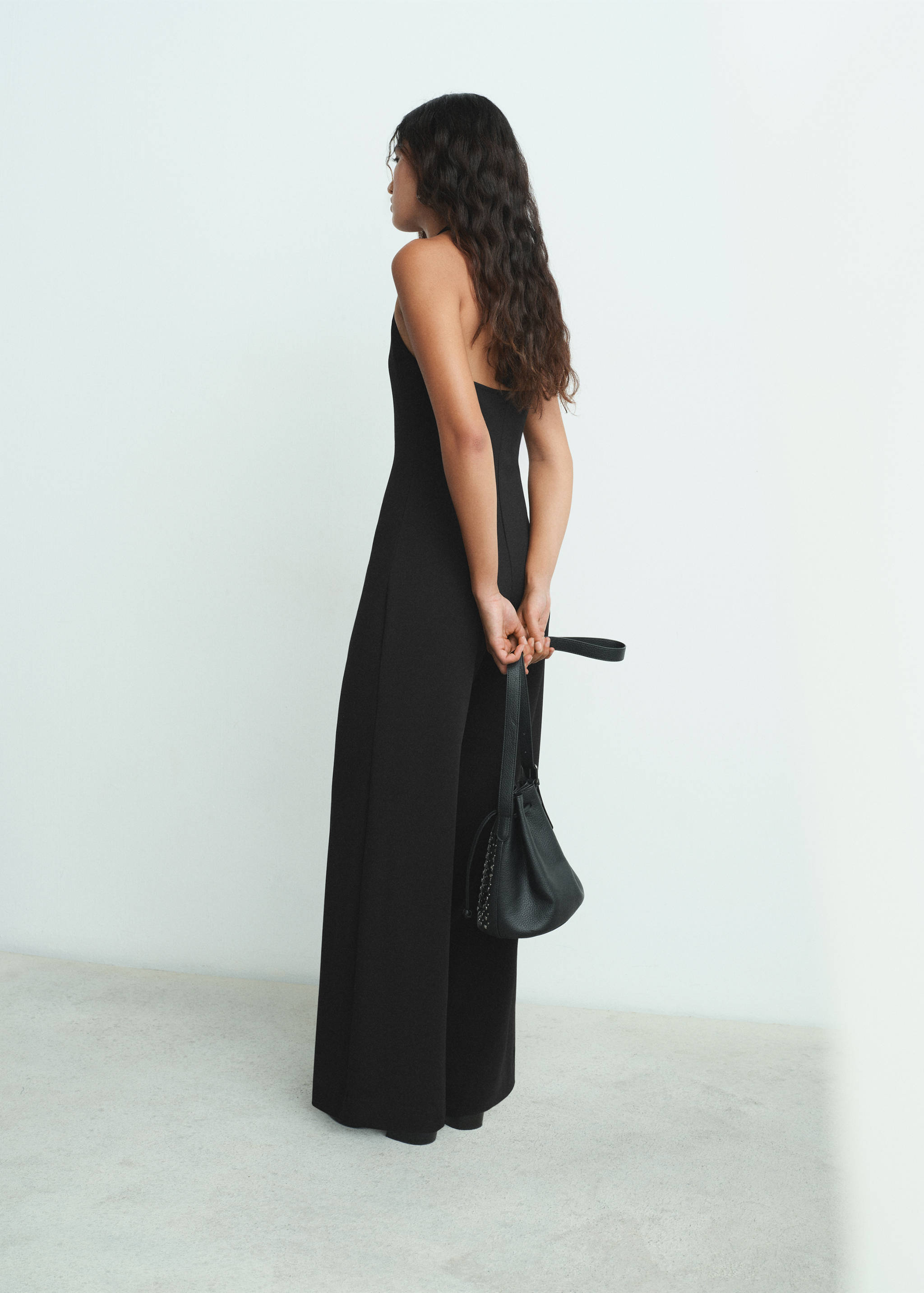 Langer Neckholder-Jumpsuit - Rückseite des Artikels