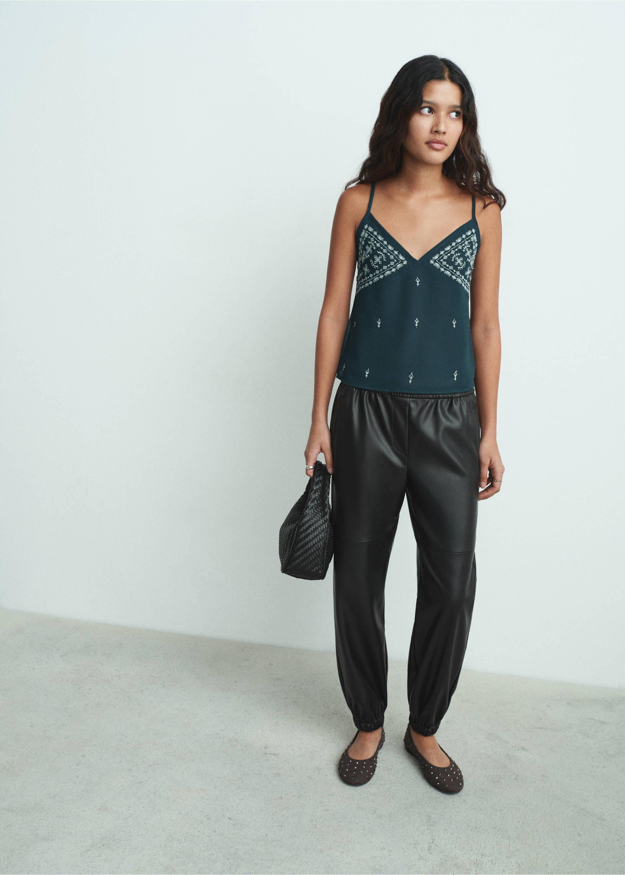 Polyester jogger pants - General plane, Black. Ref: 17048280-00.
