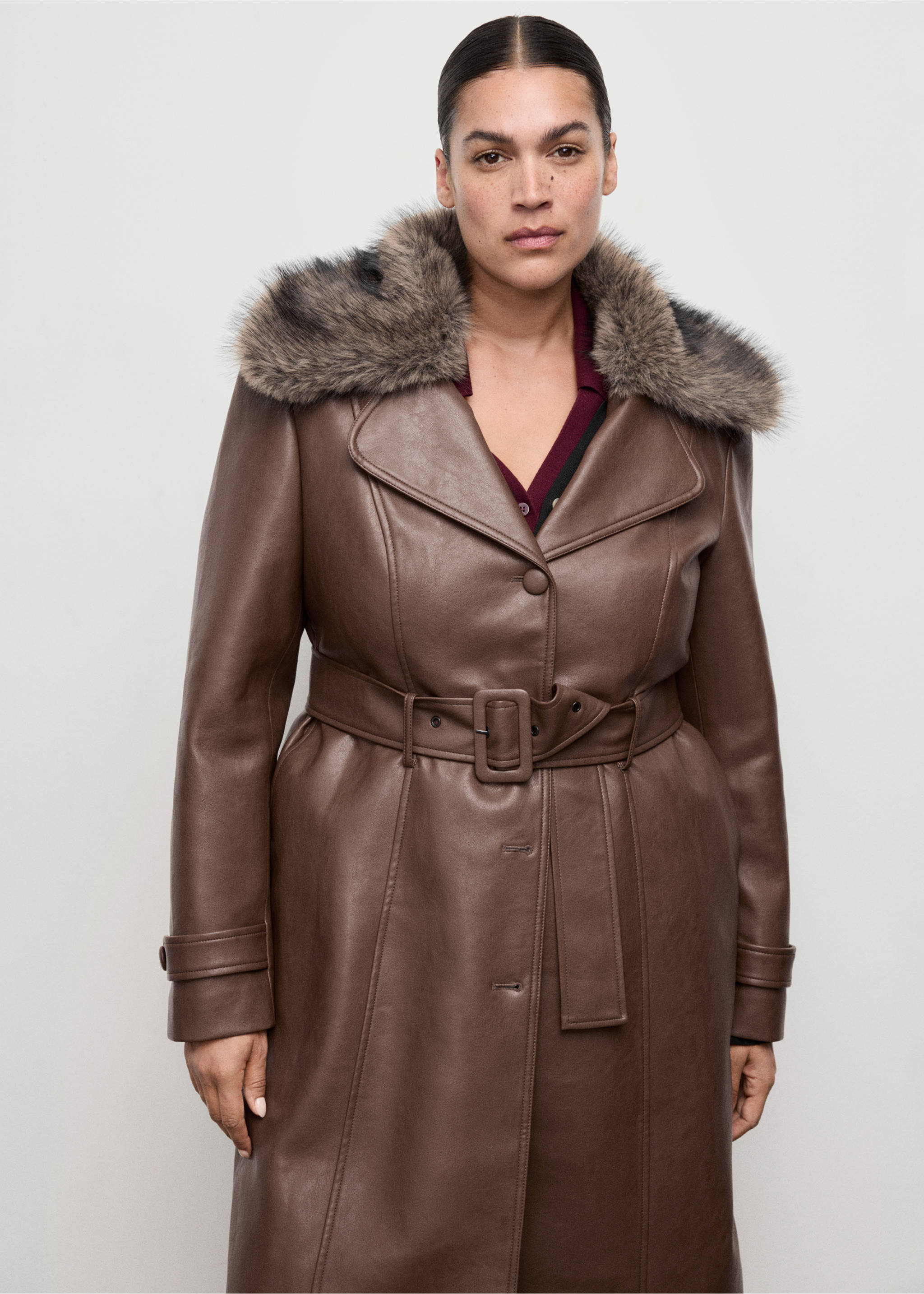 Faux-leather coat with fur collar - Details of the article 5, Medium Brown. Ref: 17048282-00.