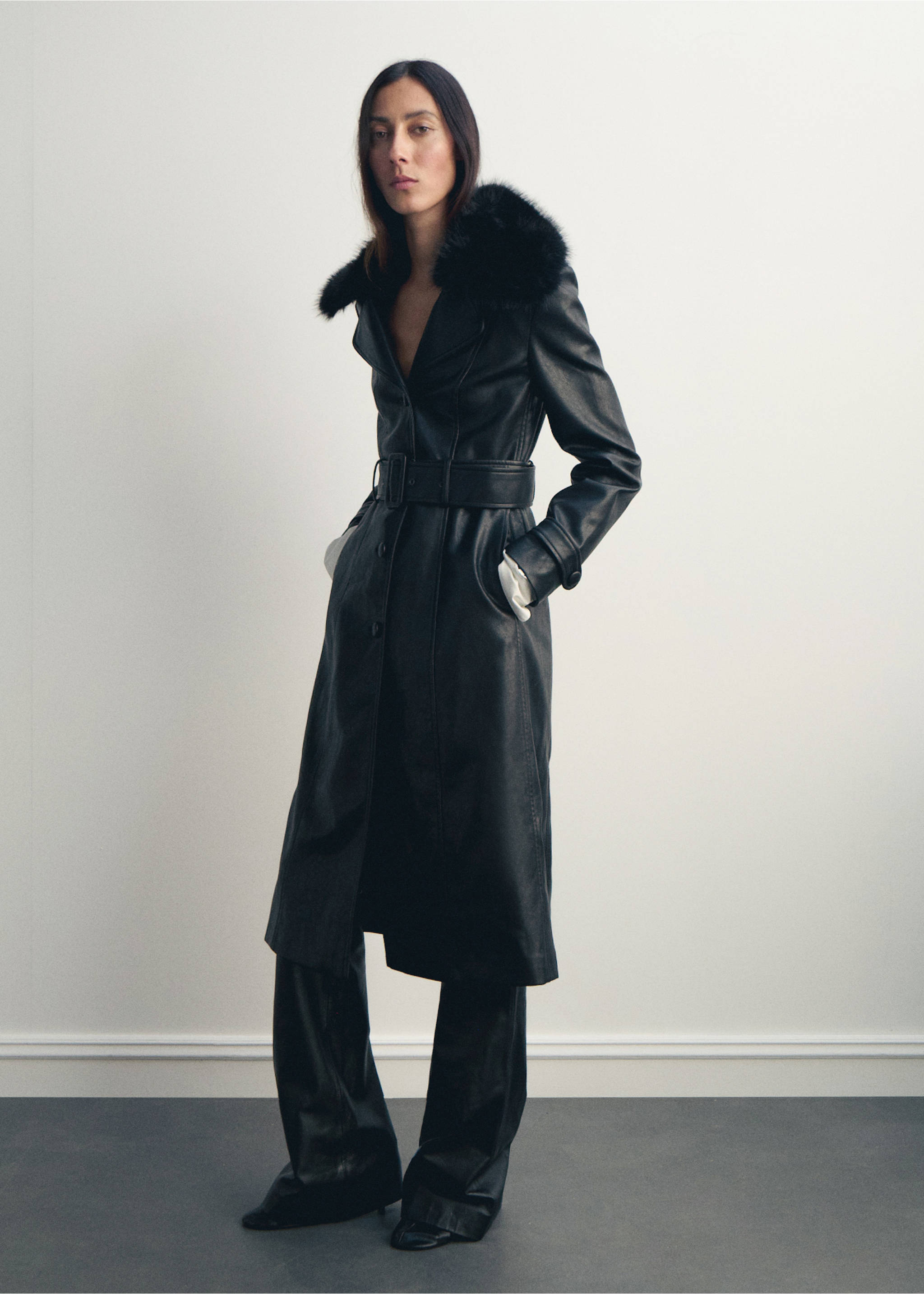 Faux-leather coat with fur collar - General plane, Black. Ref: 17048282-00.
