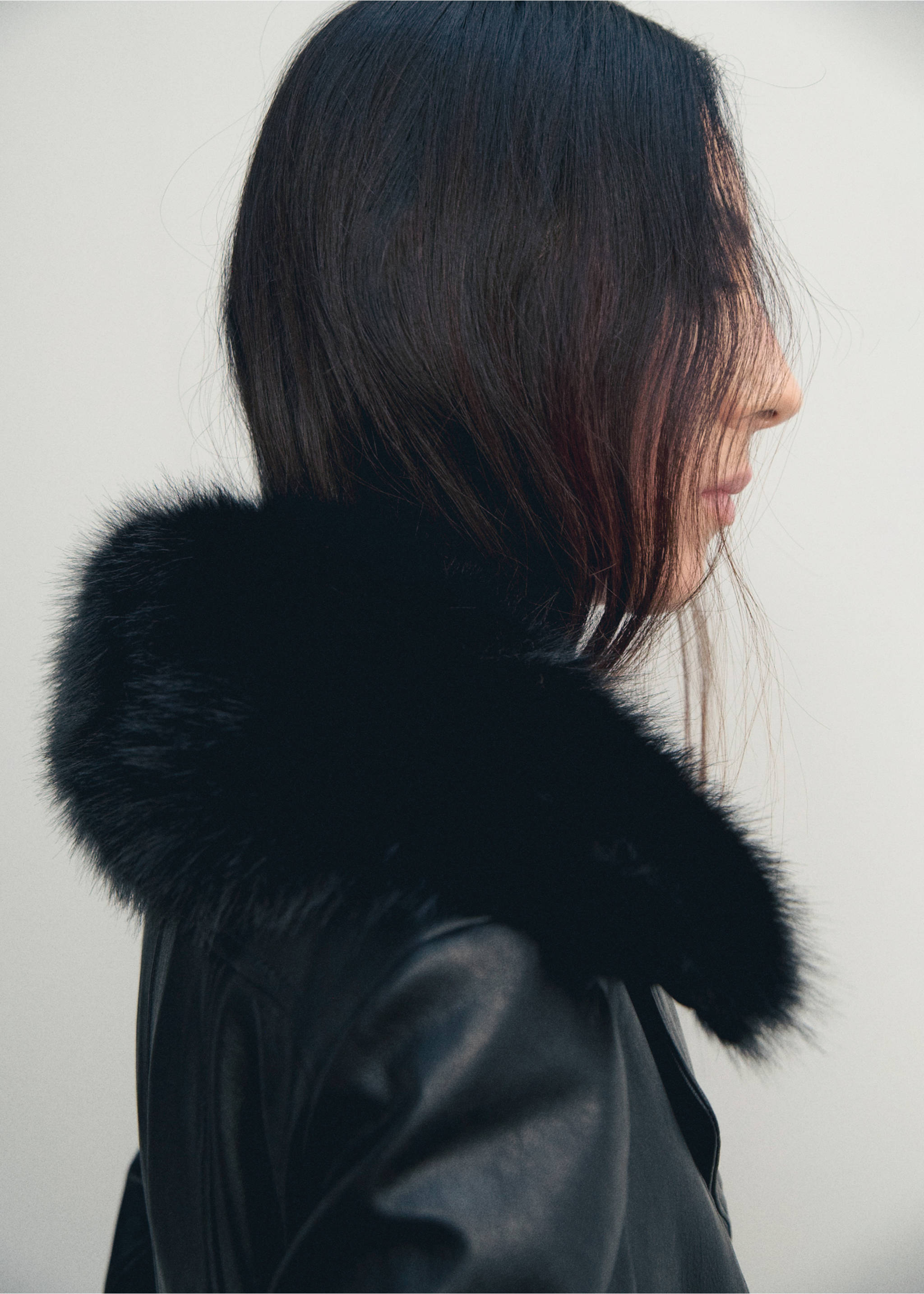 Faux-leather coat with fur collar - Details of the article 1, Black. Ref: 17048282-00.