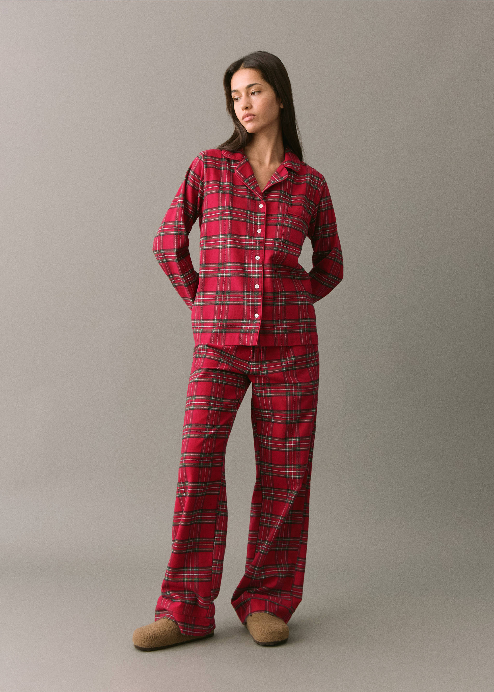 Checked cotton pyjamas - General plane, Red. Ref: 17049094-00.