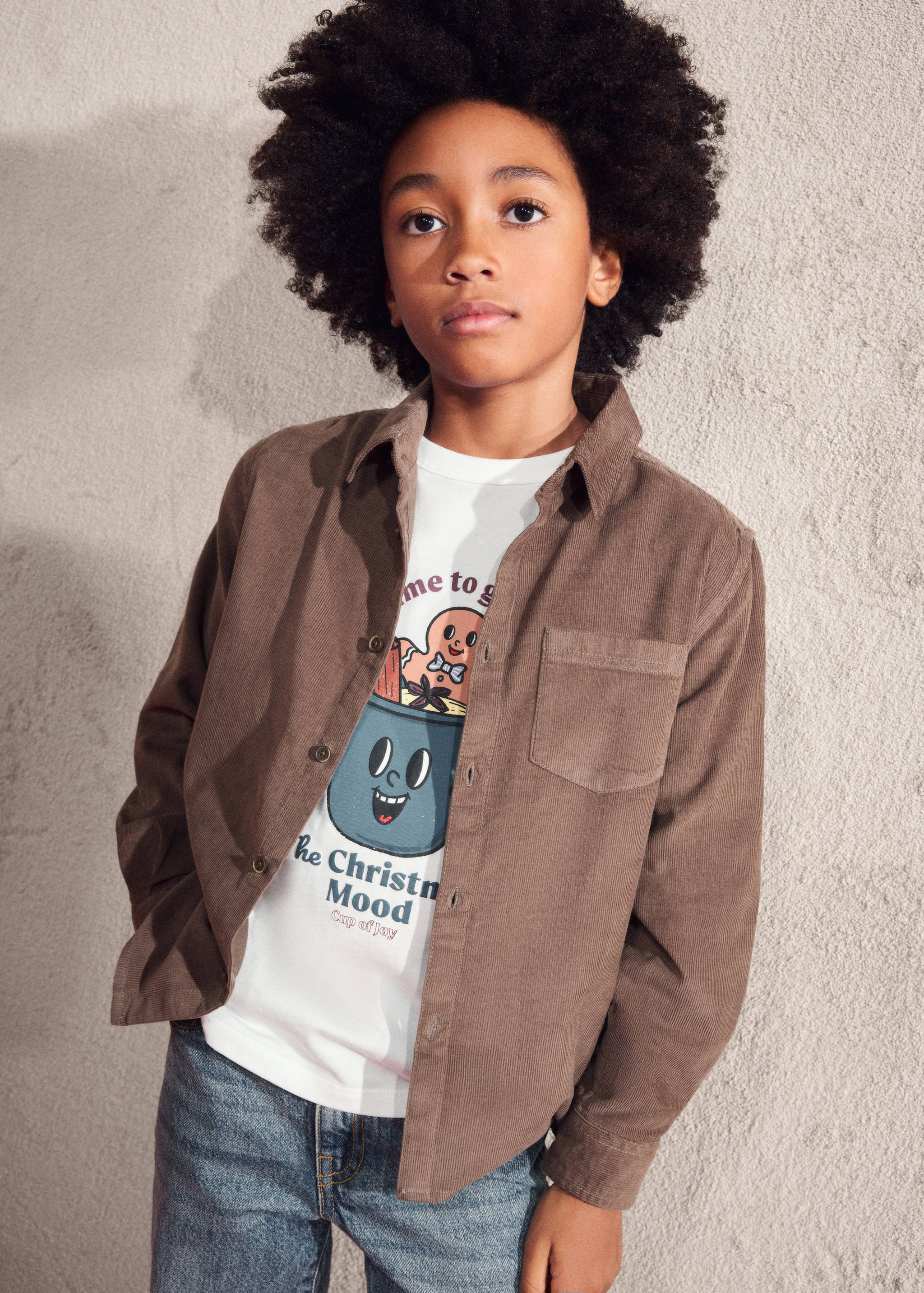 T-shirt with print drawing - Details of the article 5