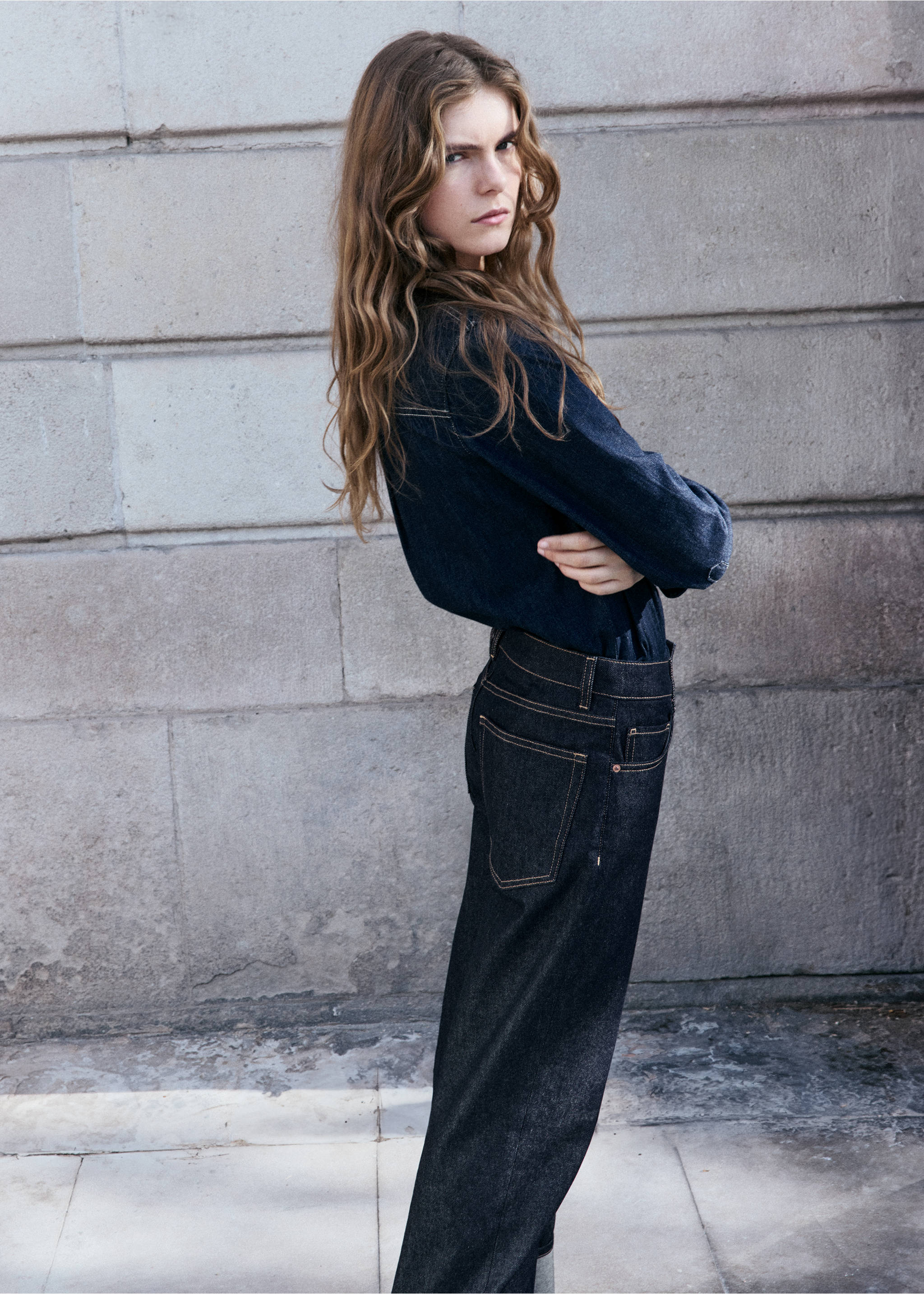 Turned-up straight jeans - Details of the article 1, Open Blue. Ref: 17049118-00.