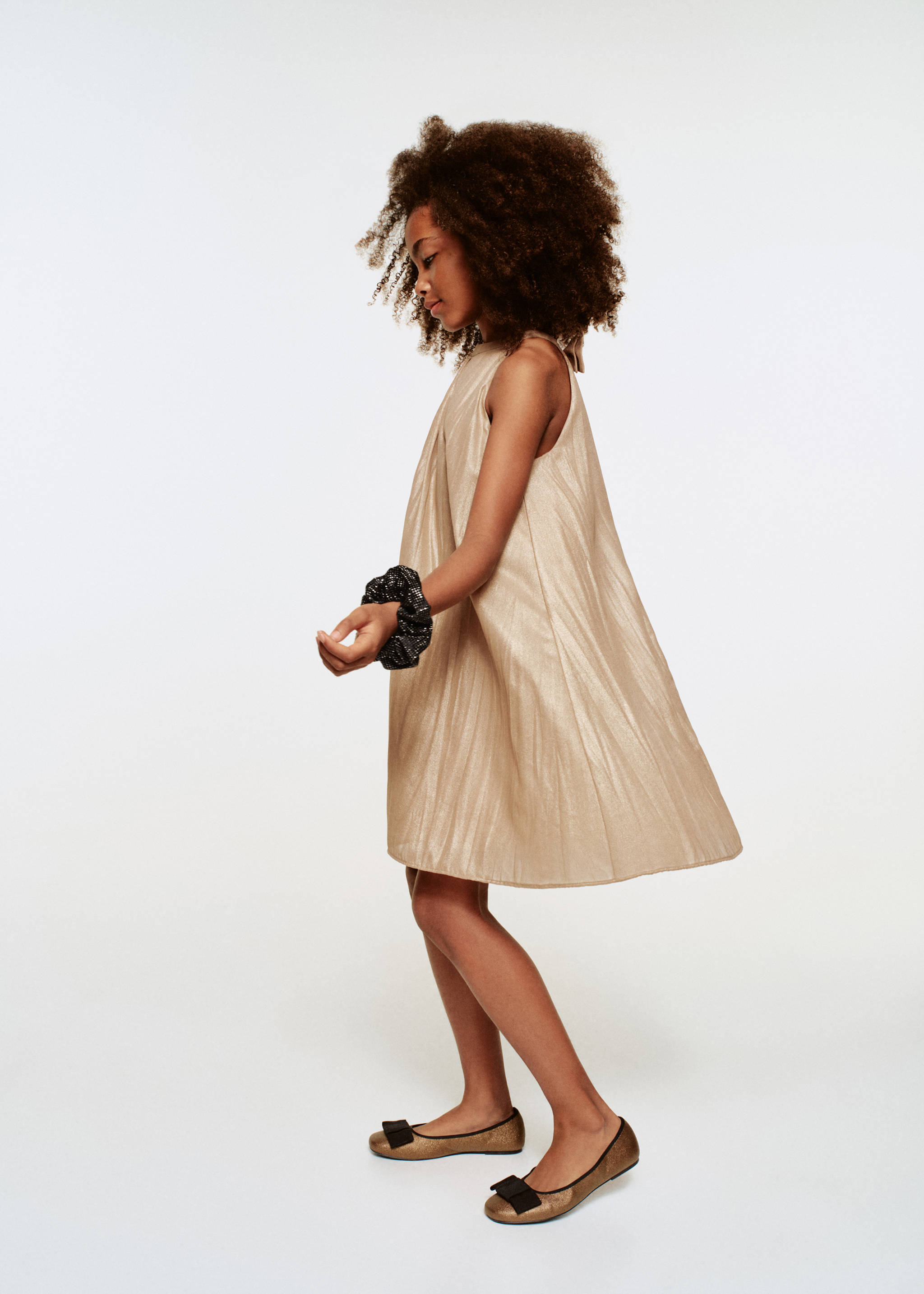 Sparkly scrunchie with rhinestones - General plane