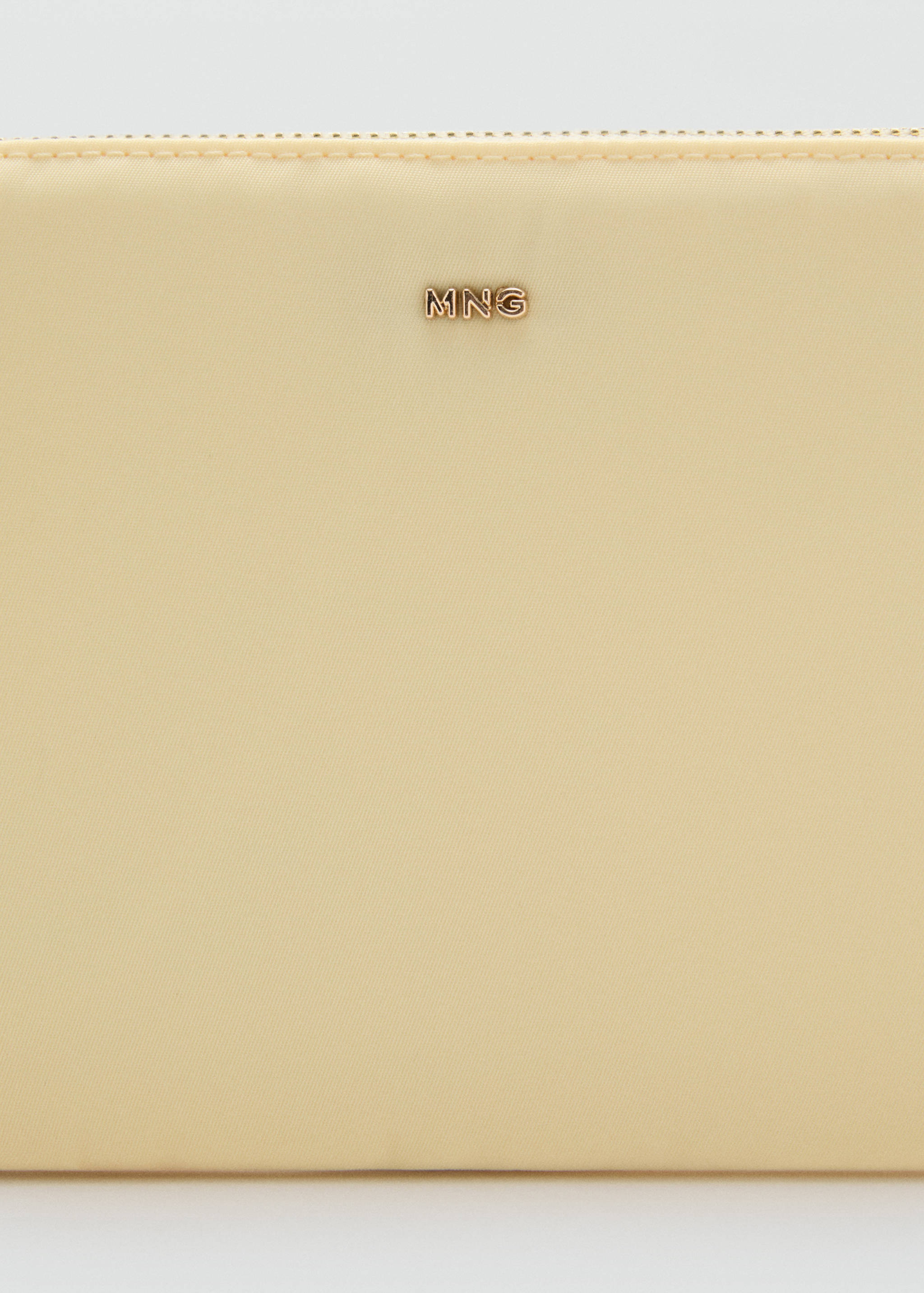 Zipped nylon cosmetics bag - Details of the article 1