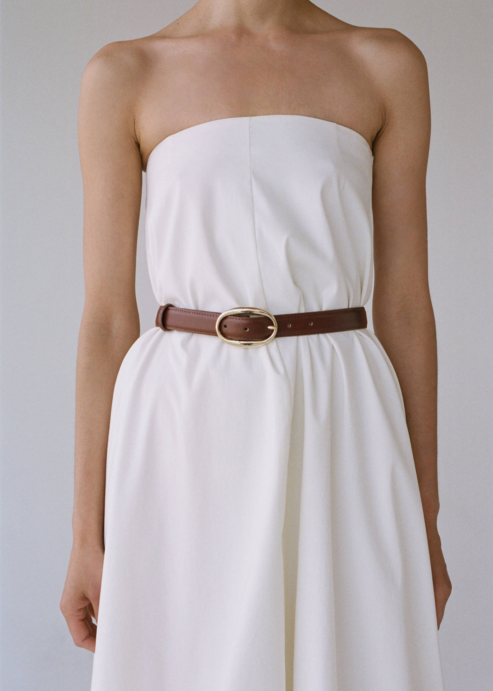 Cinturón hebilla ovalada - Plano general