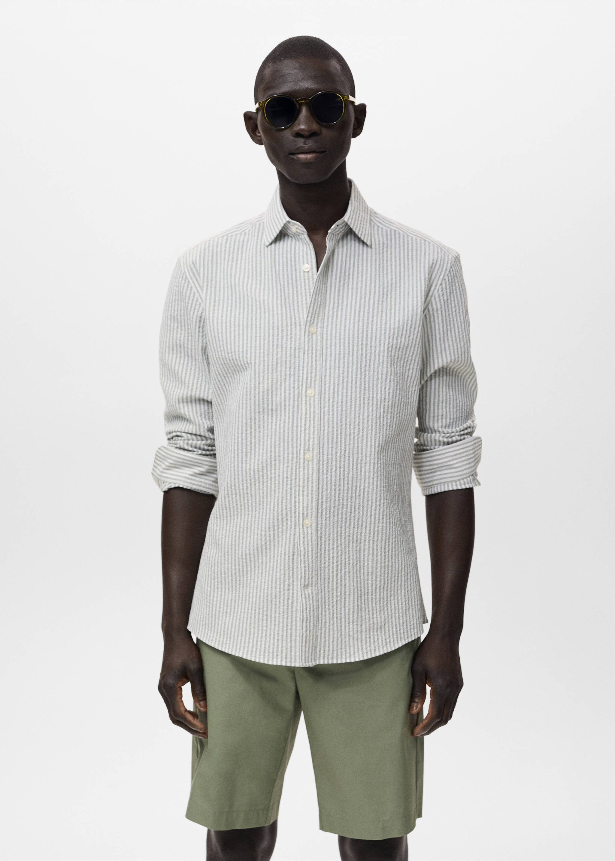 Regular-fit stripe-textured shirt - Medium plane, Dark Green. Ref: 17051147-00.