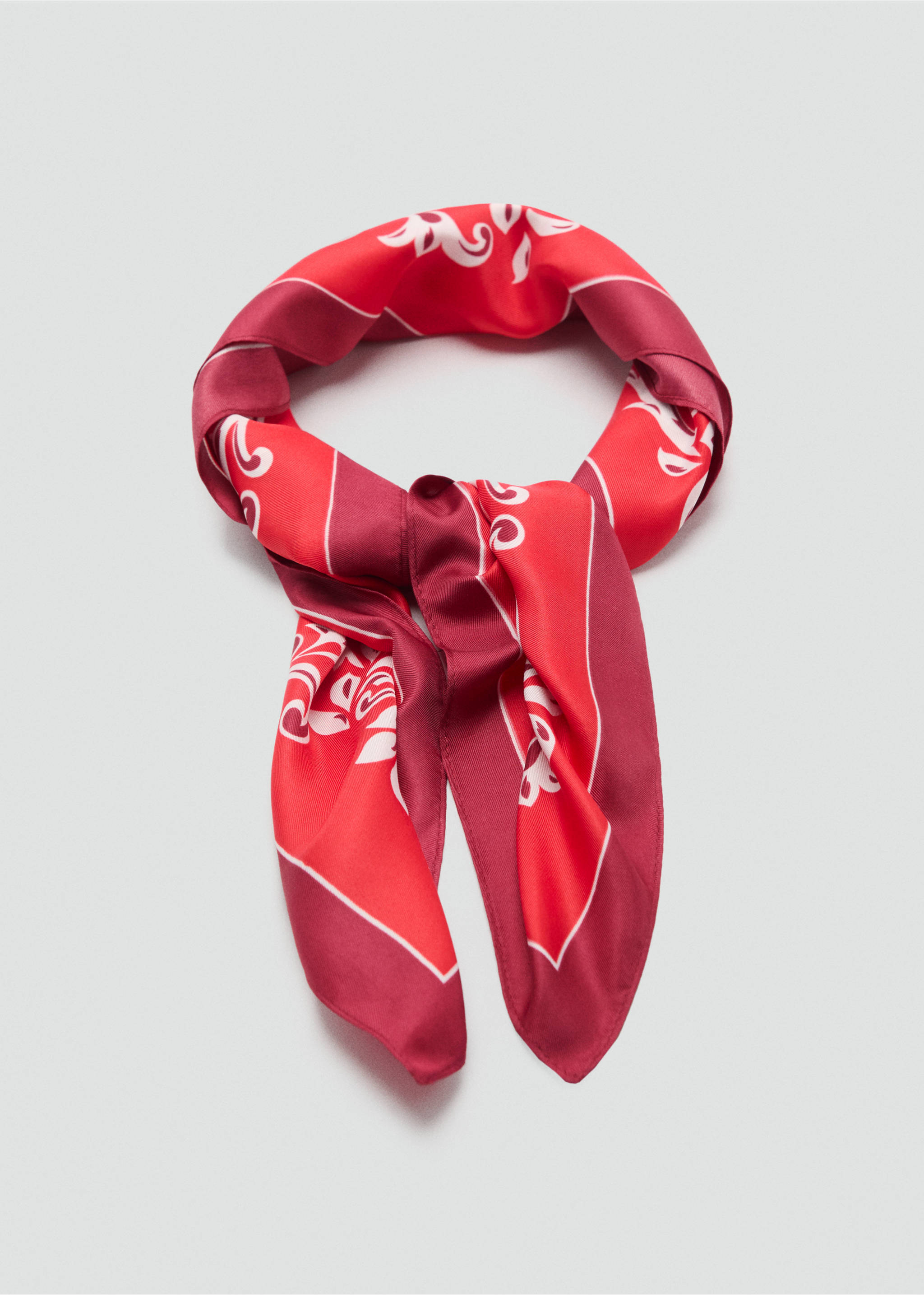 Flowers printed scarf - Details of the article 1, Red. Ref: 17051148-00.