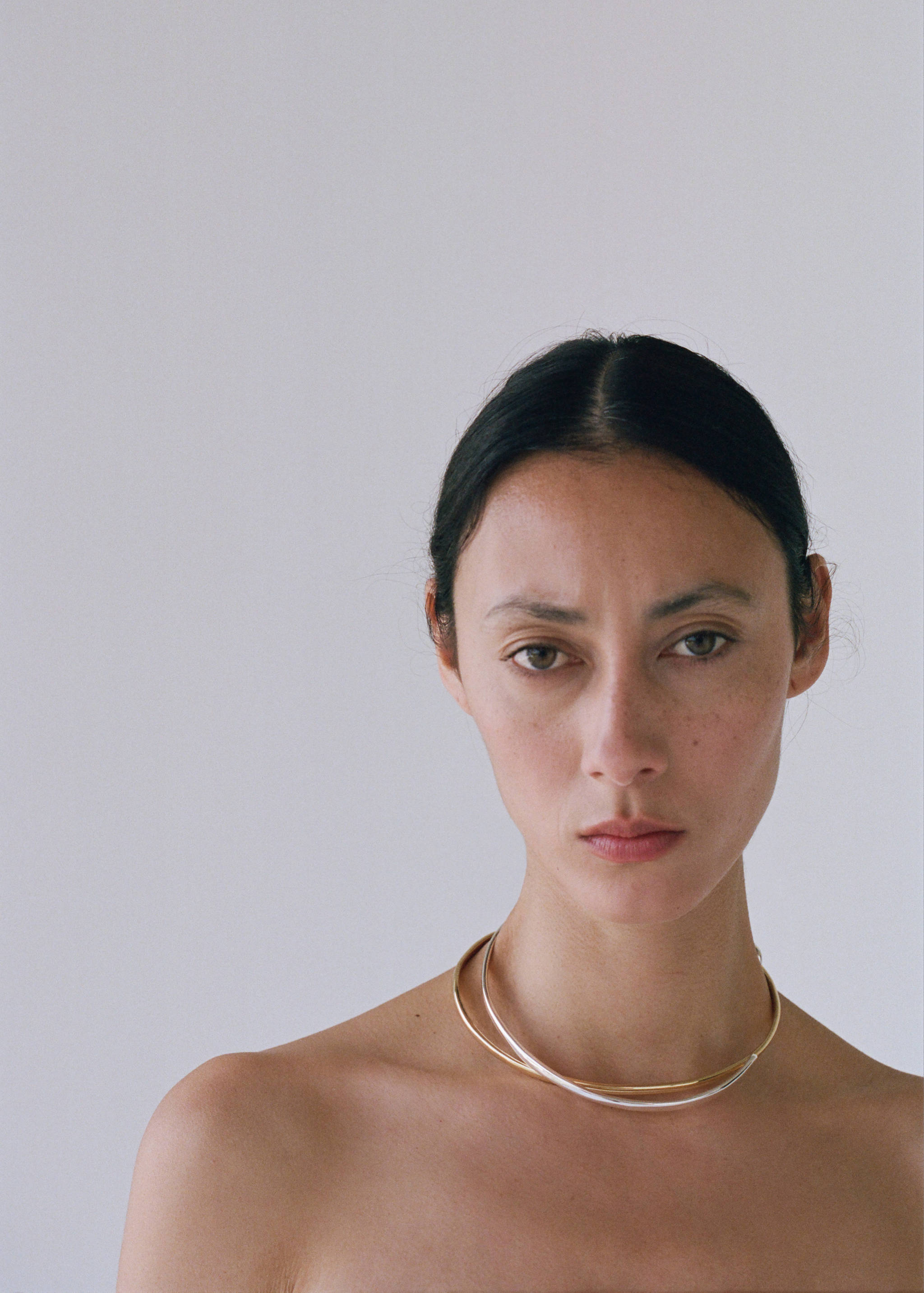 Collar choker rígido - Plano general