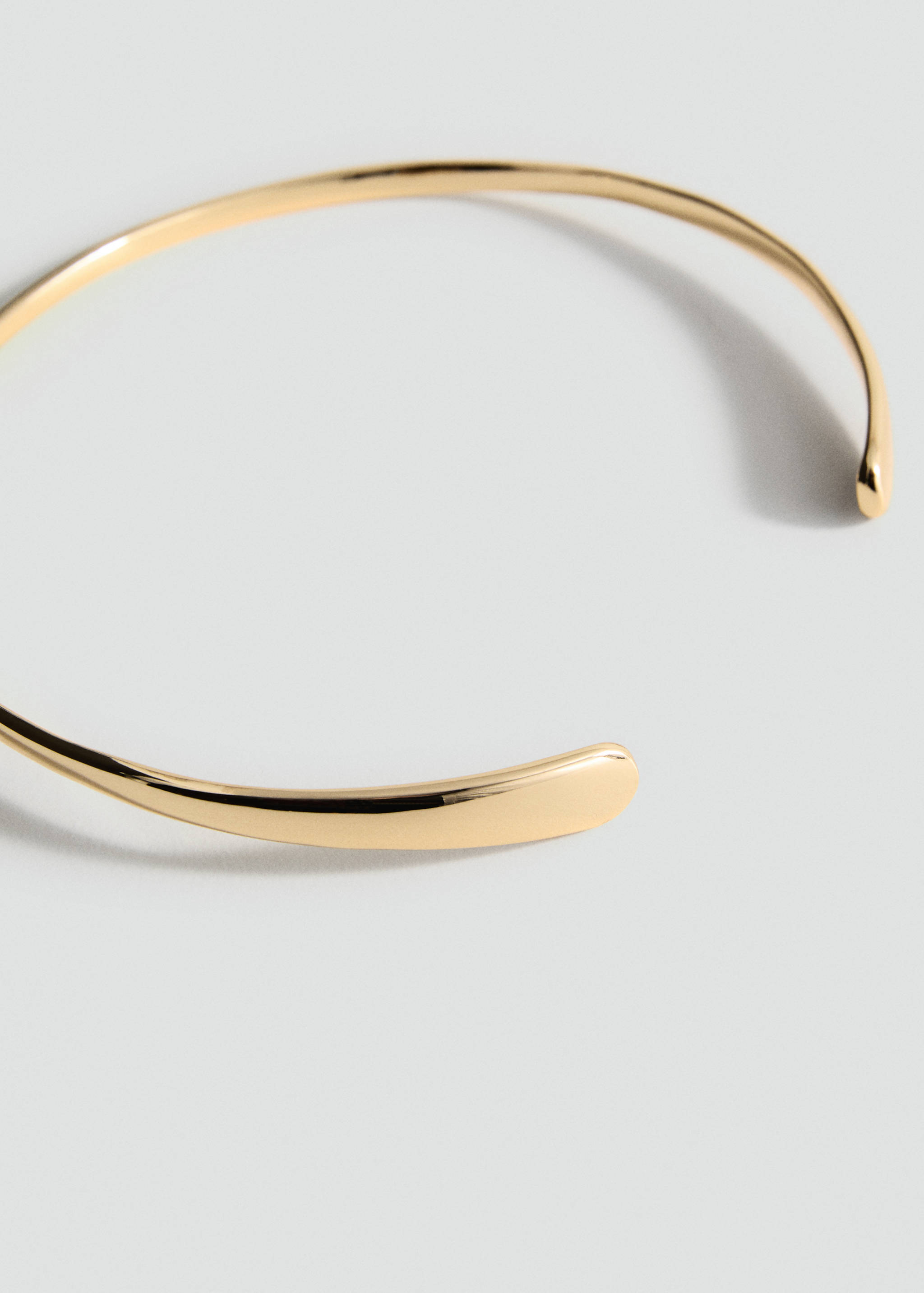 Collar choker rígido - Plano medio