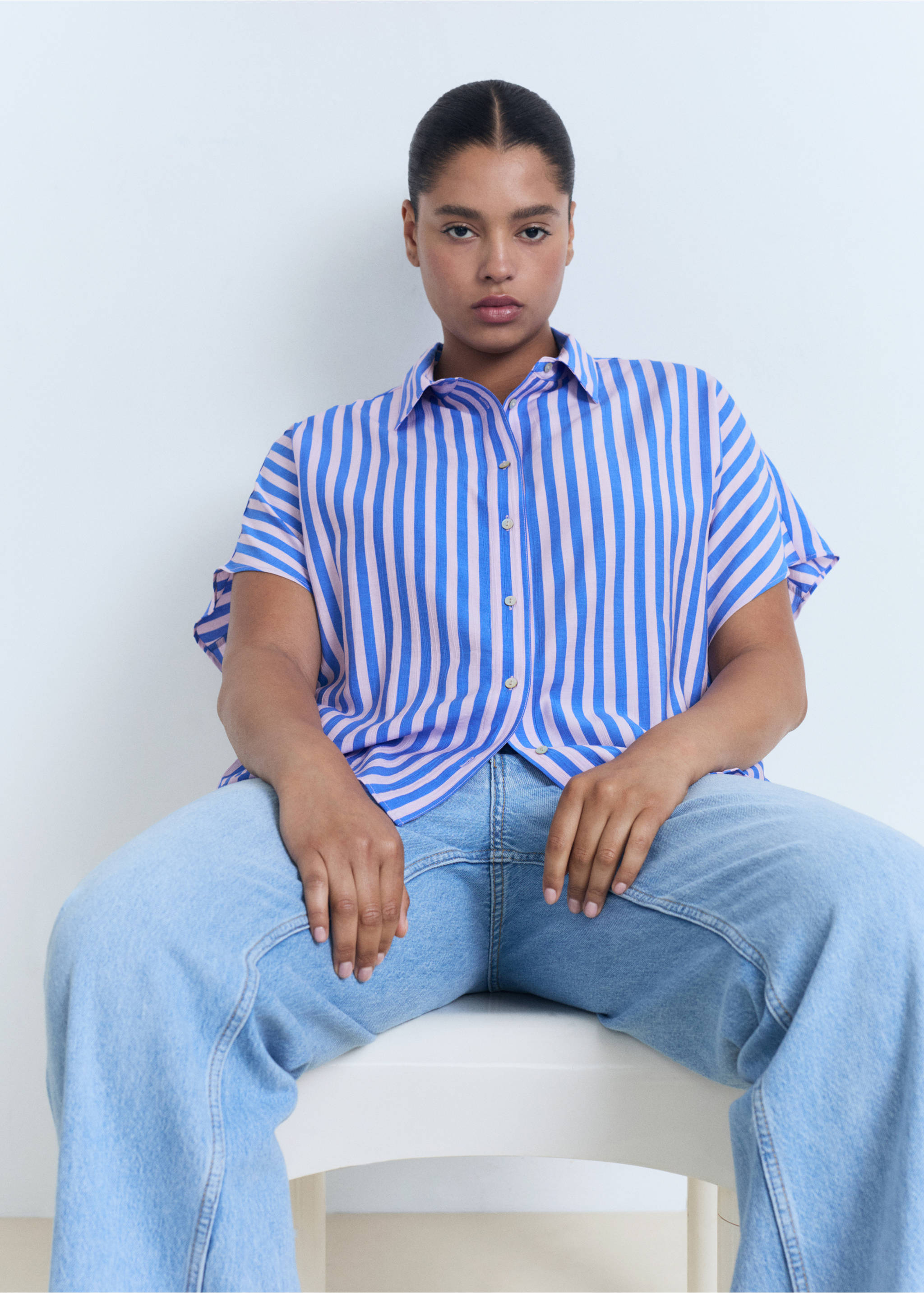 Short sleeve striped shirt - Details of the article 5, Blue. Ref: 17051154-00.