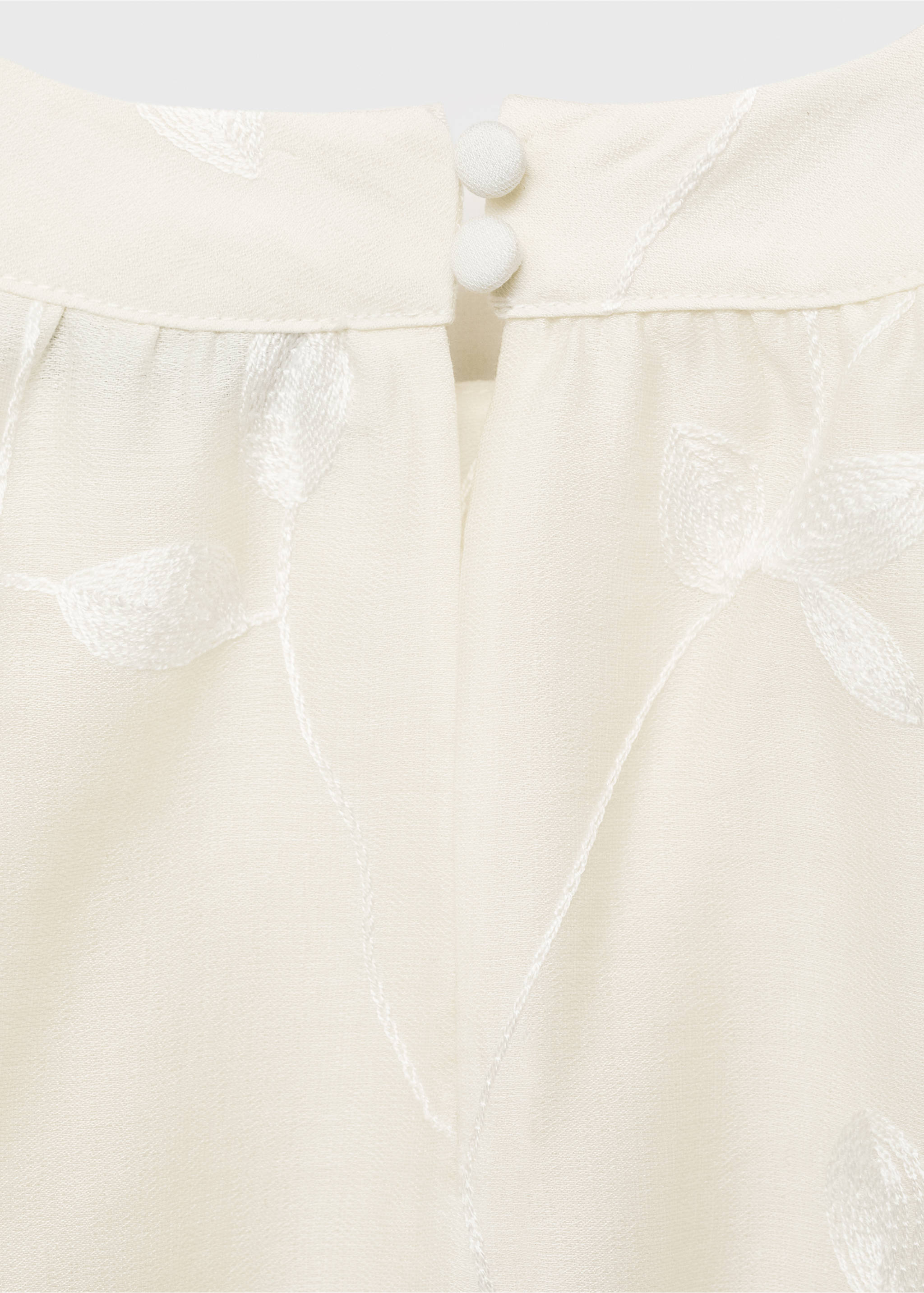Halter-neck top with knot detail - Details of the article 0, Ecru. Ref: 17051155-00.
