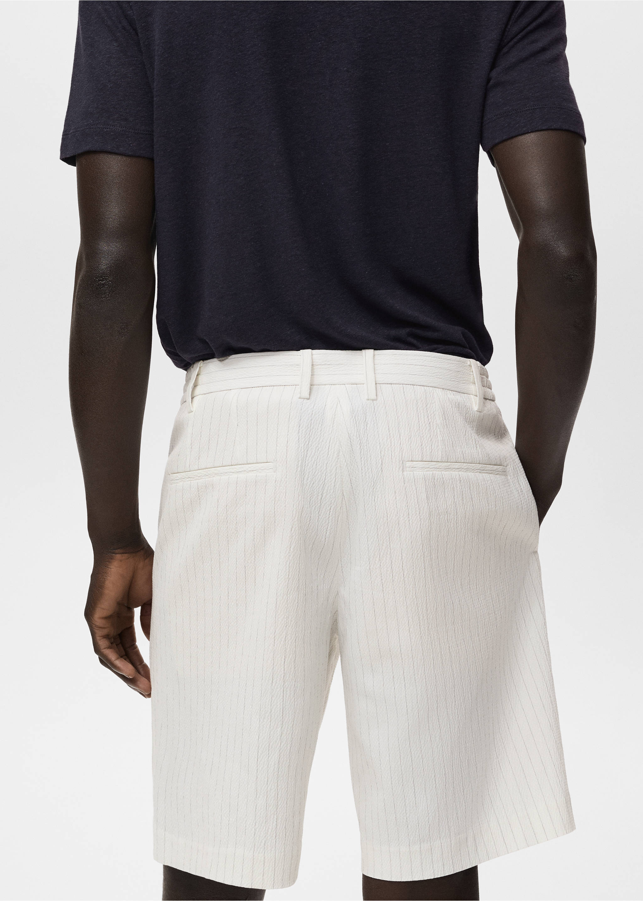 Bermuda slim-fit chino coton - Détail de l'article 3, Blanc cassé. Ref: 17051162-00.