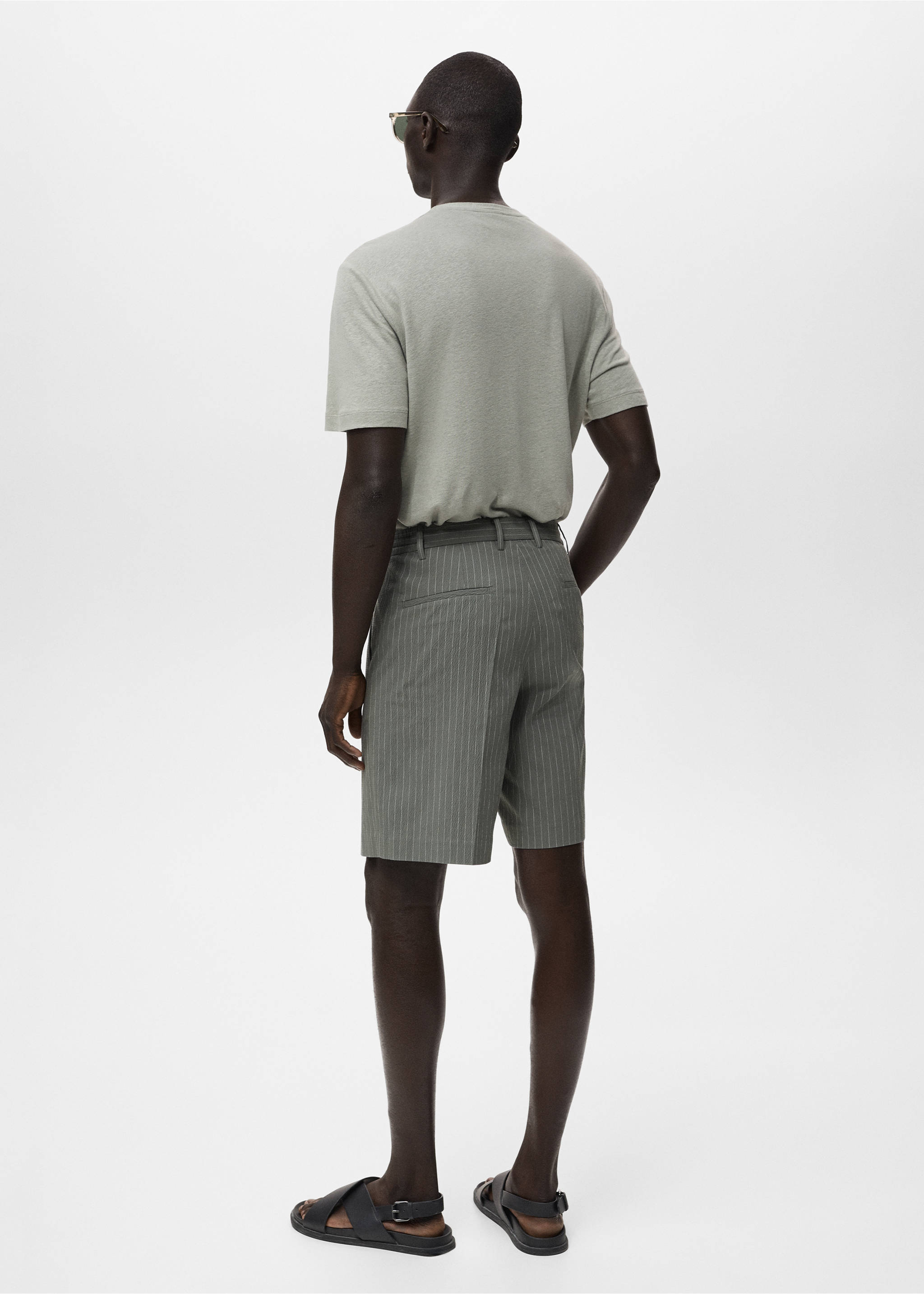 Slim-fit chino cotton bermuda shorts - Reverse of the article, Grey. Ref: 17051162-00.