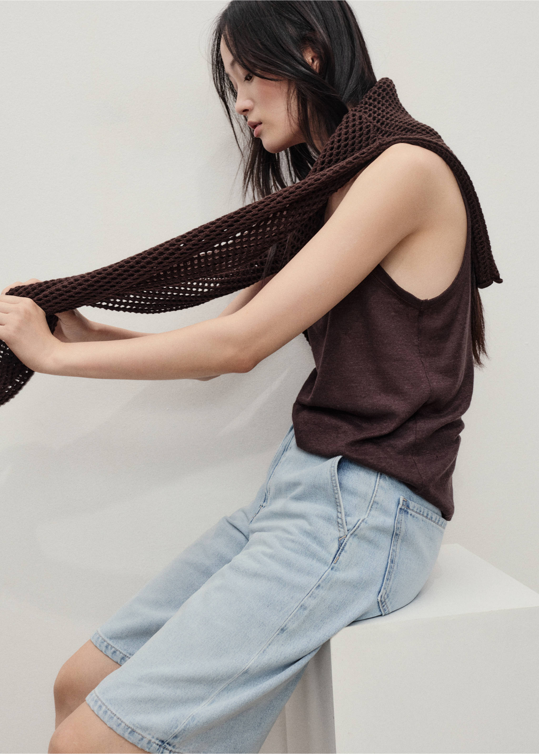 Straight-fit mid-rise denim jorts - Details of the article 2, Light Blue. Ref: 17051175-00.