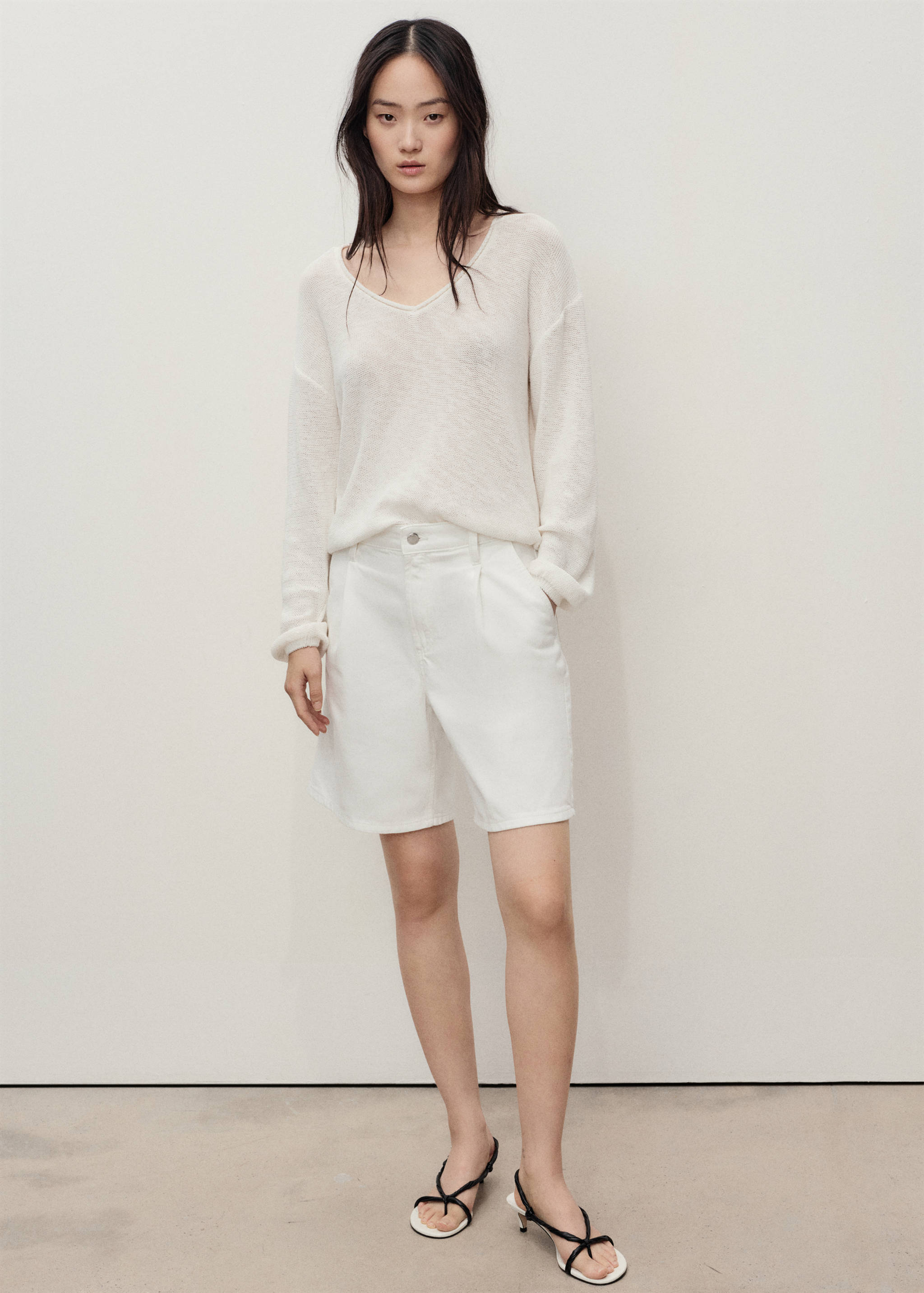 Mid-rise denim bermuda shorts with pleats - General plane