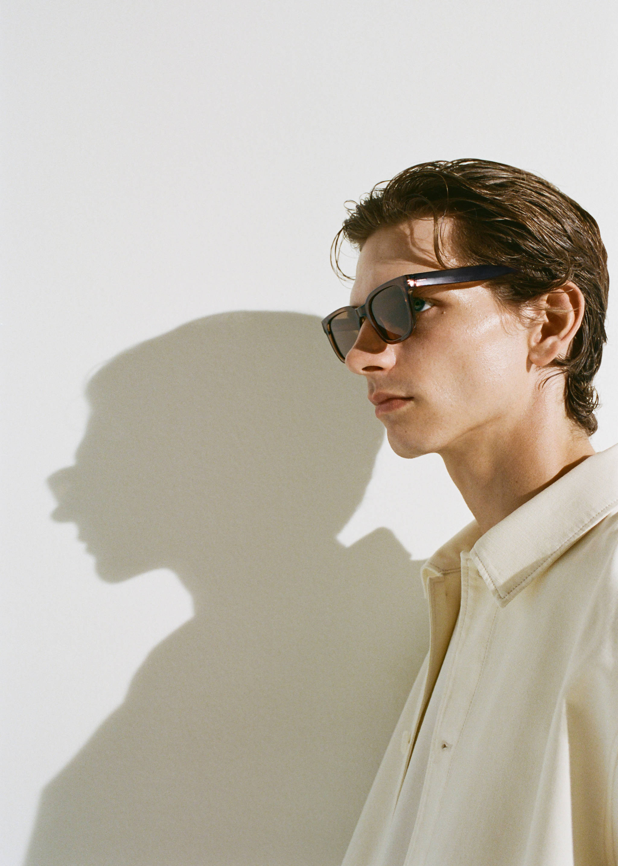 Lunettes de soleil monture rectangulaire - Plan général