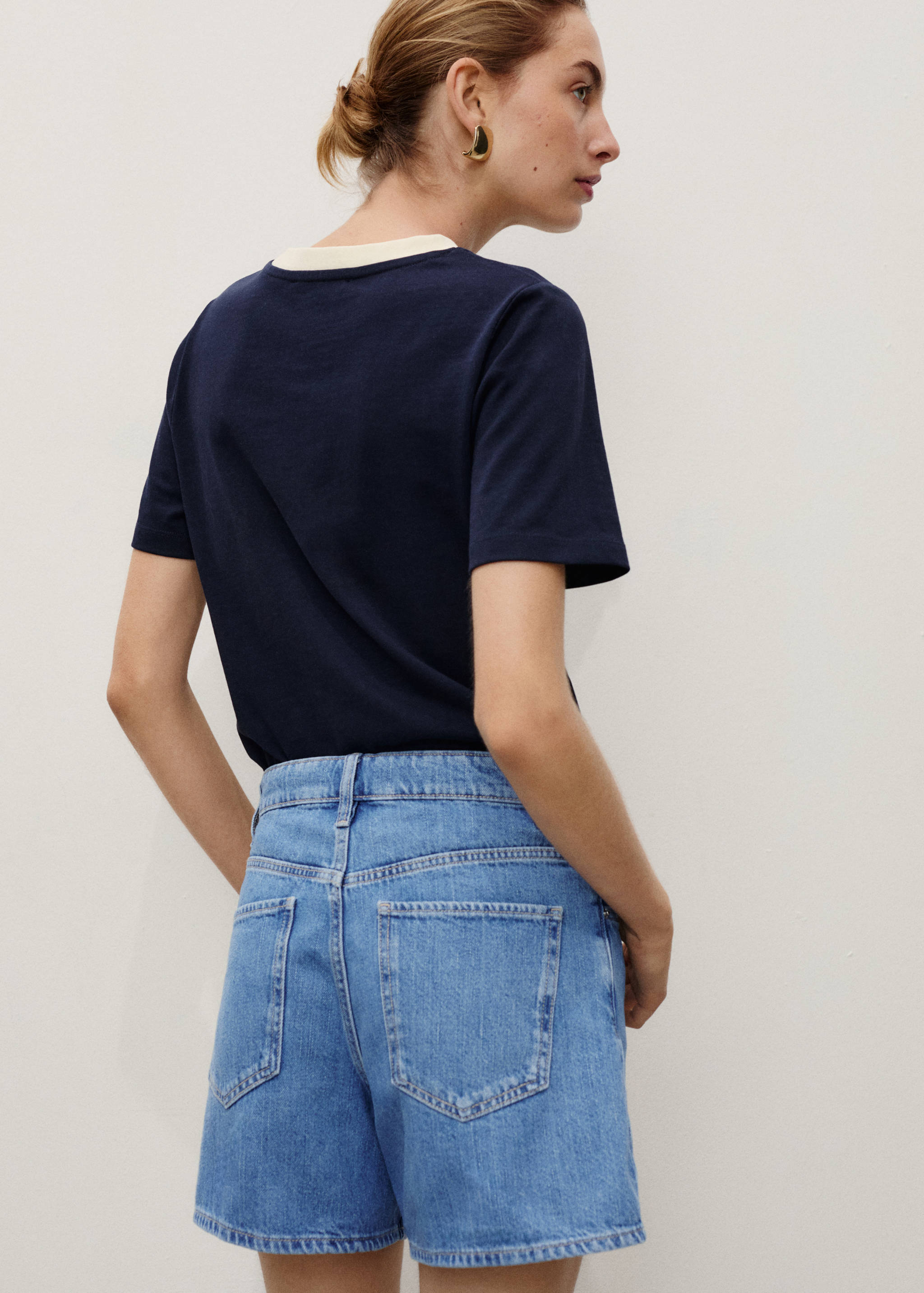 High-waisted straight-fit denim shorts - Reverse of the article