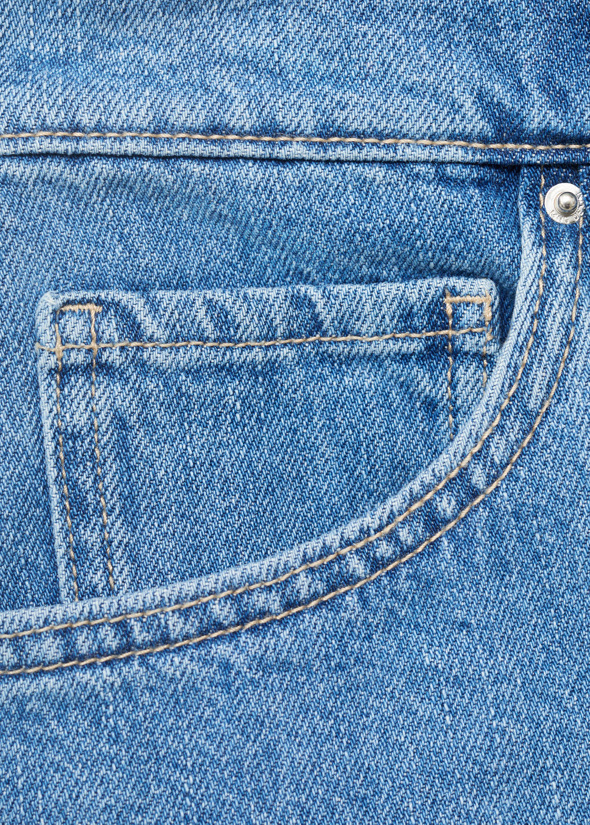 High-waisted straight-fit denim shorts - Details of the article 0