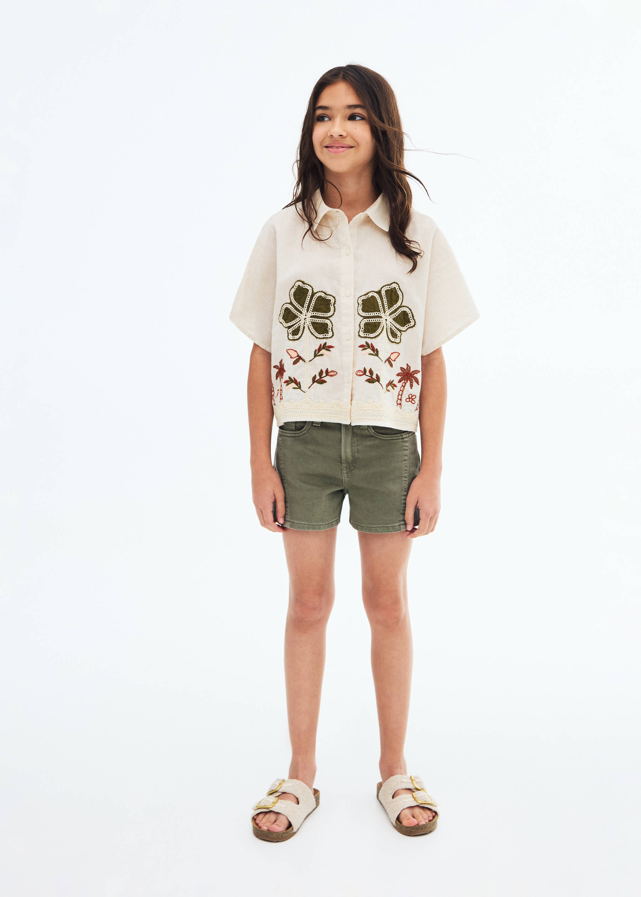Shorts mit Nahtdetails - Allgemeine Ansicht