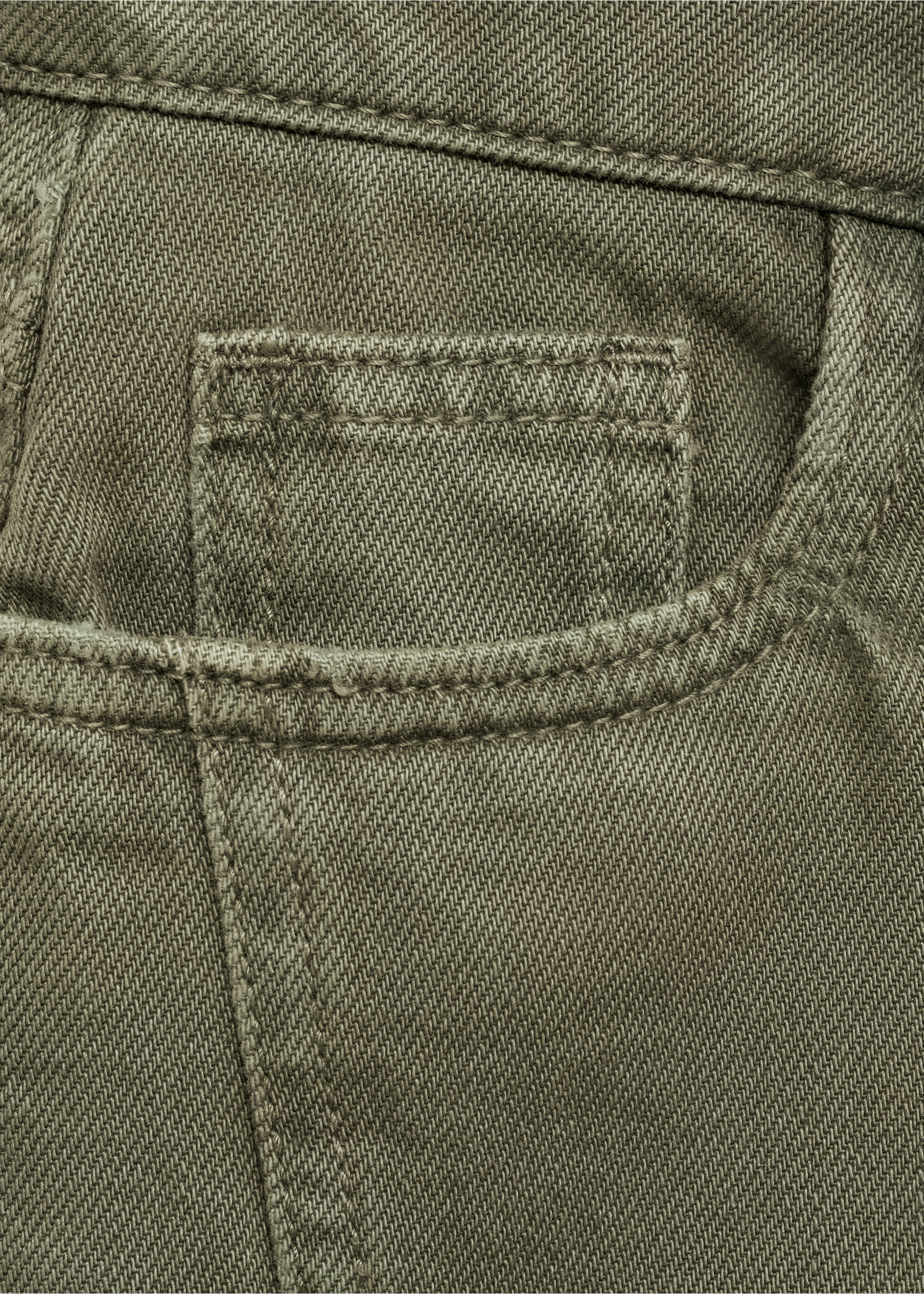 Shorts mit Nahtdetails - Detail des Artikels 8, Khaki. Ref: 17051204-00.