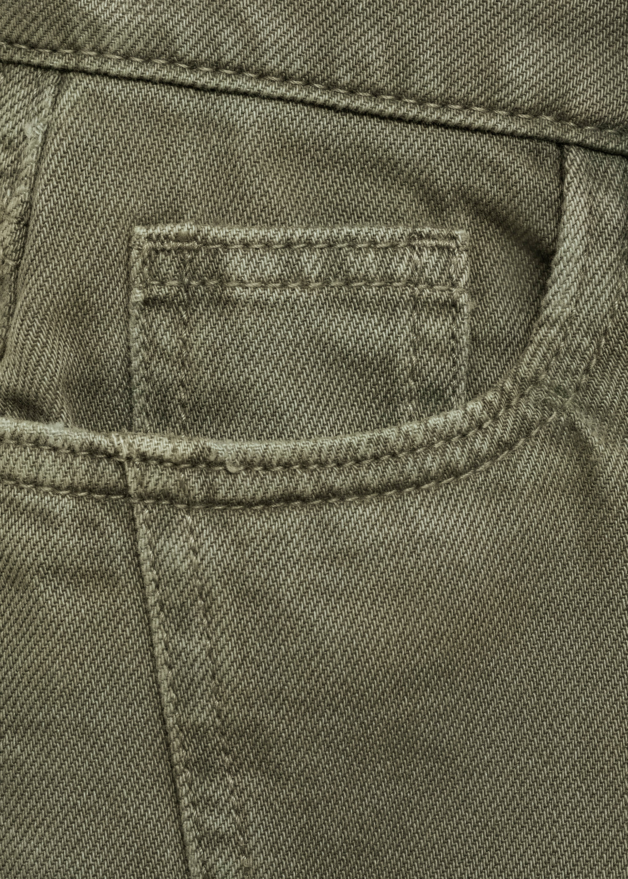 Shorts mit Nahtdetails - Detail des Artikels 8