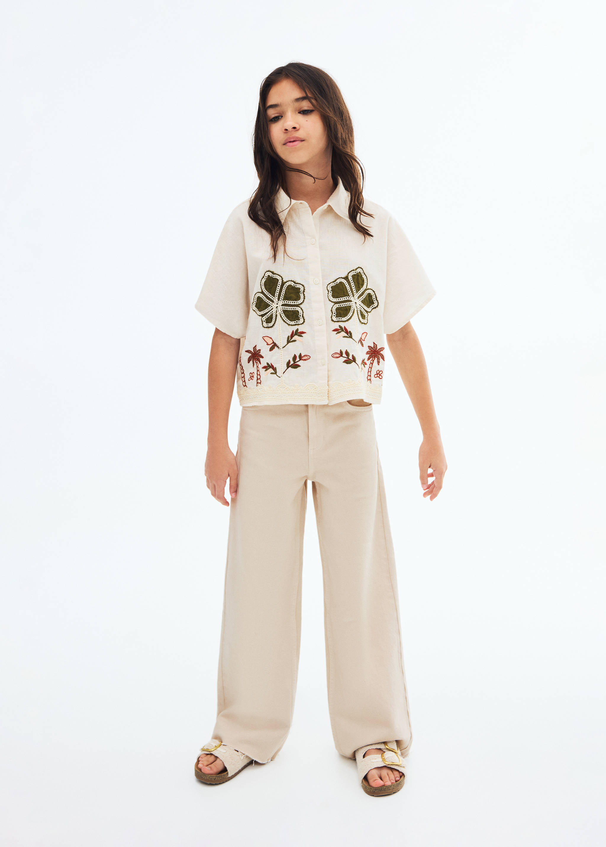 Chemise en lin broderie à fleurs - Plan général