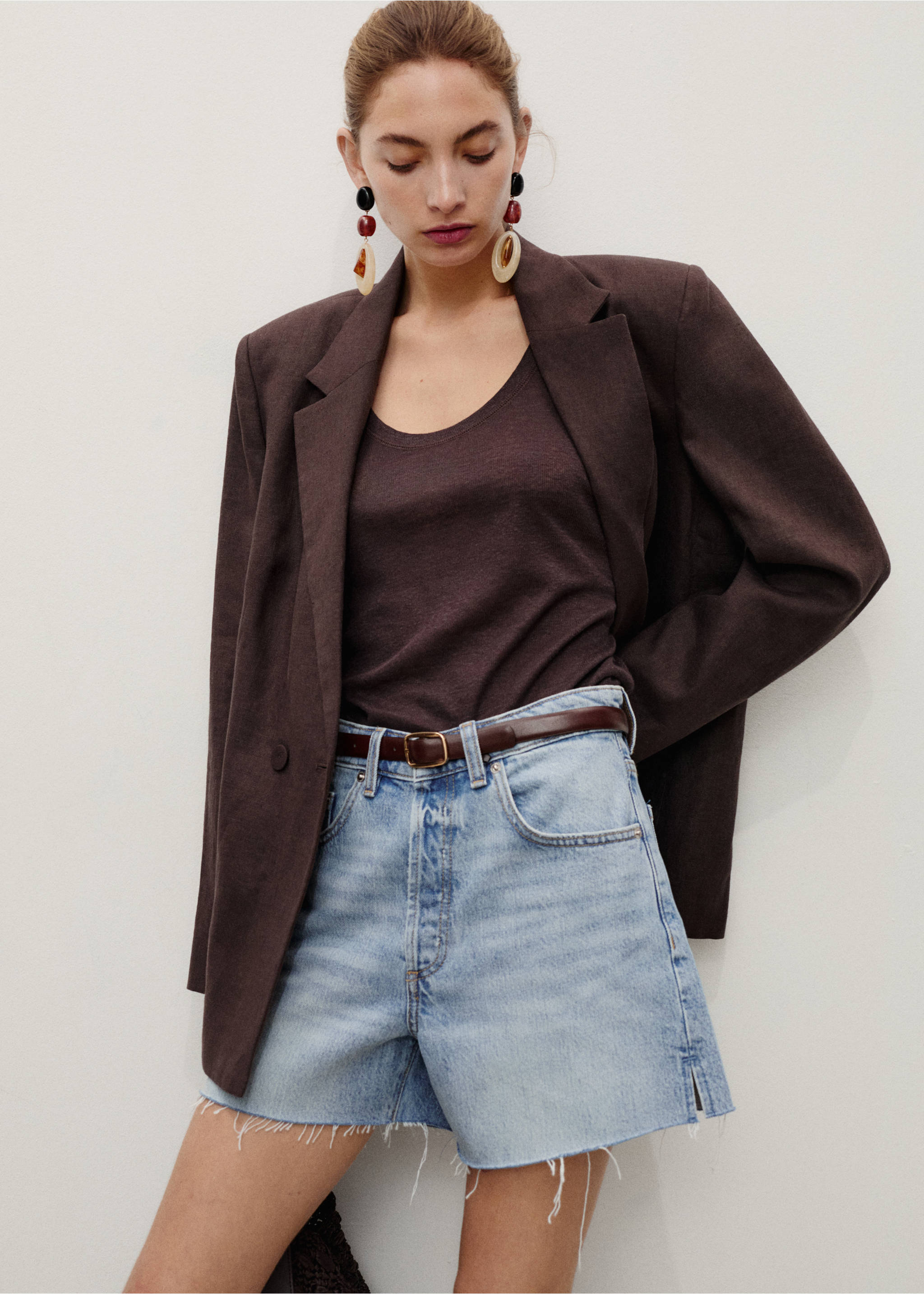 Denim shorts with frayed hem - Details of the article 1, Medium Blue. Ref: 17051210-00.