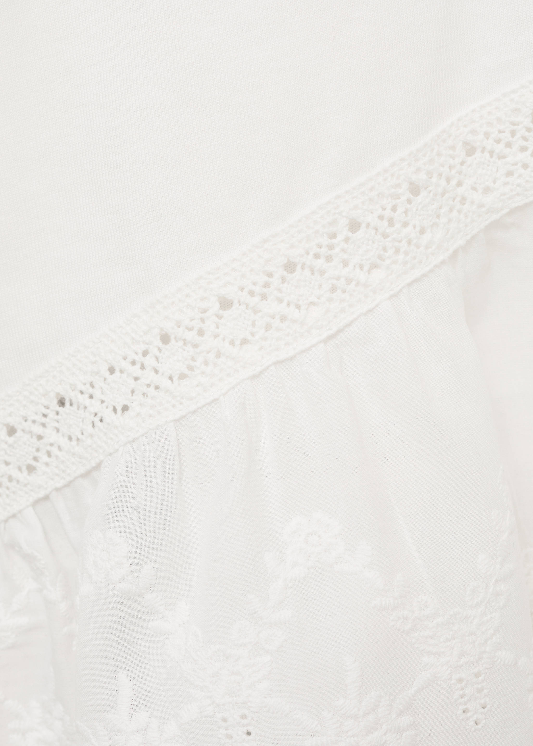 Embroidered ruffle t-shirt - Details of the article 8