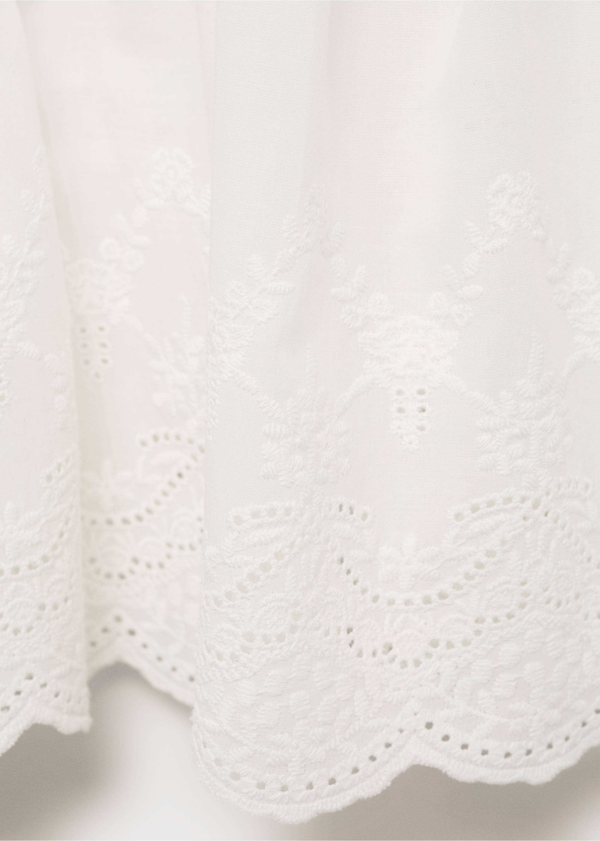 Embroidered ruffle t-shirt - Details of the article 0, Off White. Ref: 17051212-00.