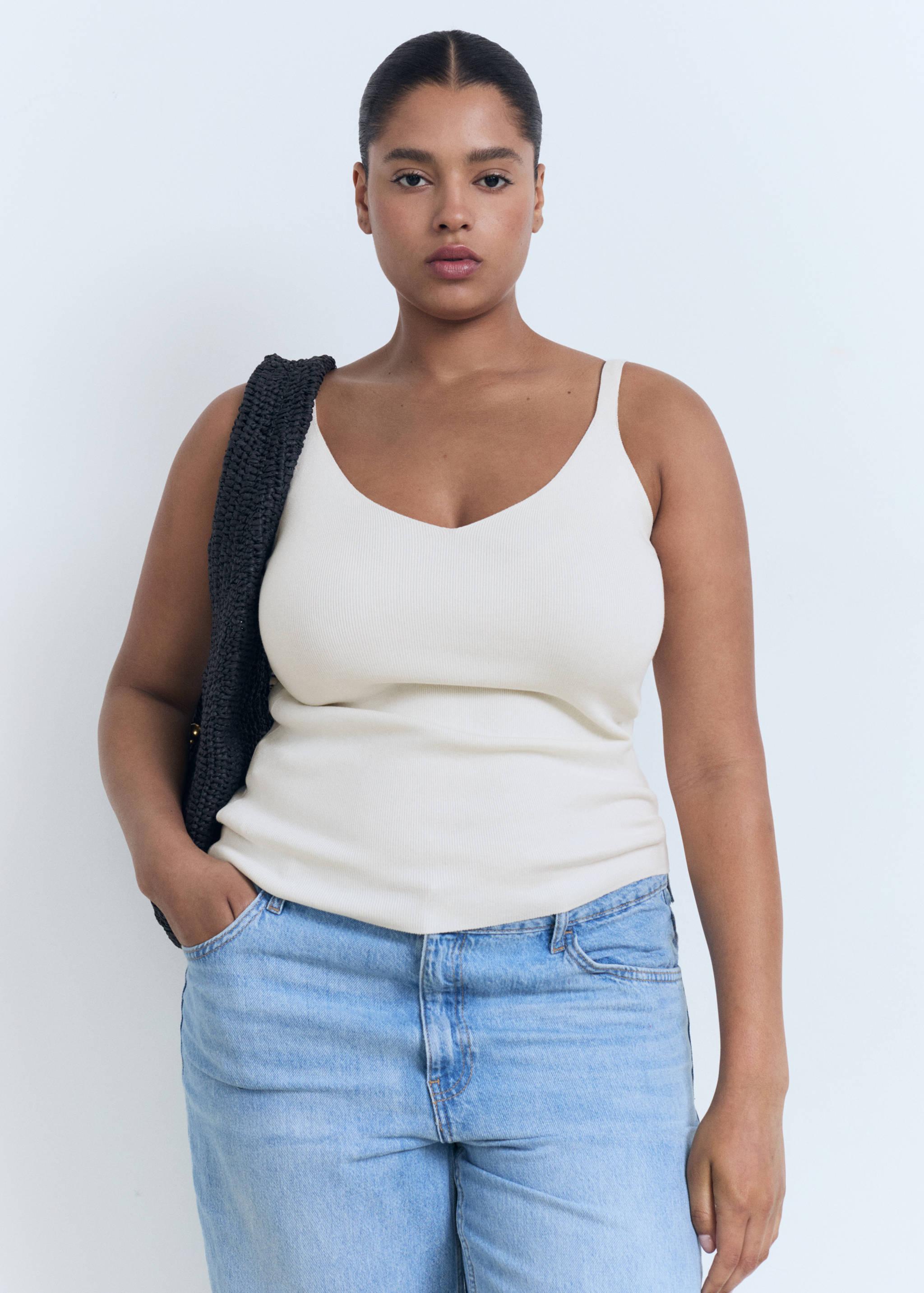 Úpletový top s výstřihem do V - Detail zboží 5