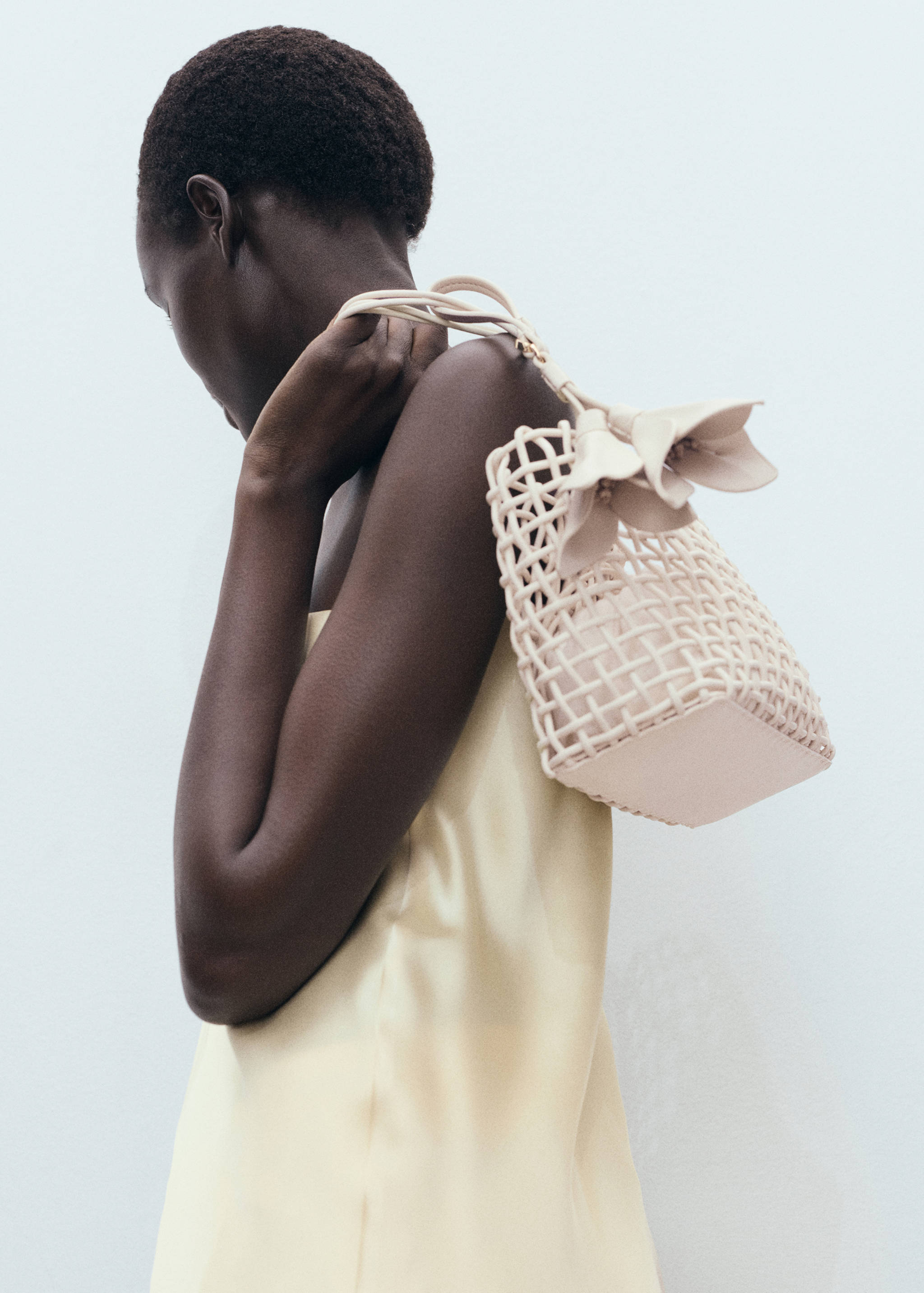 Clauer efecte pell flors - Detall de l'article 9