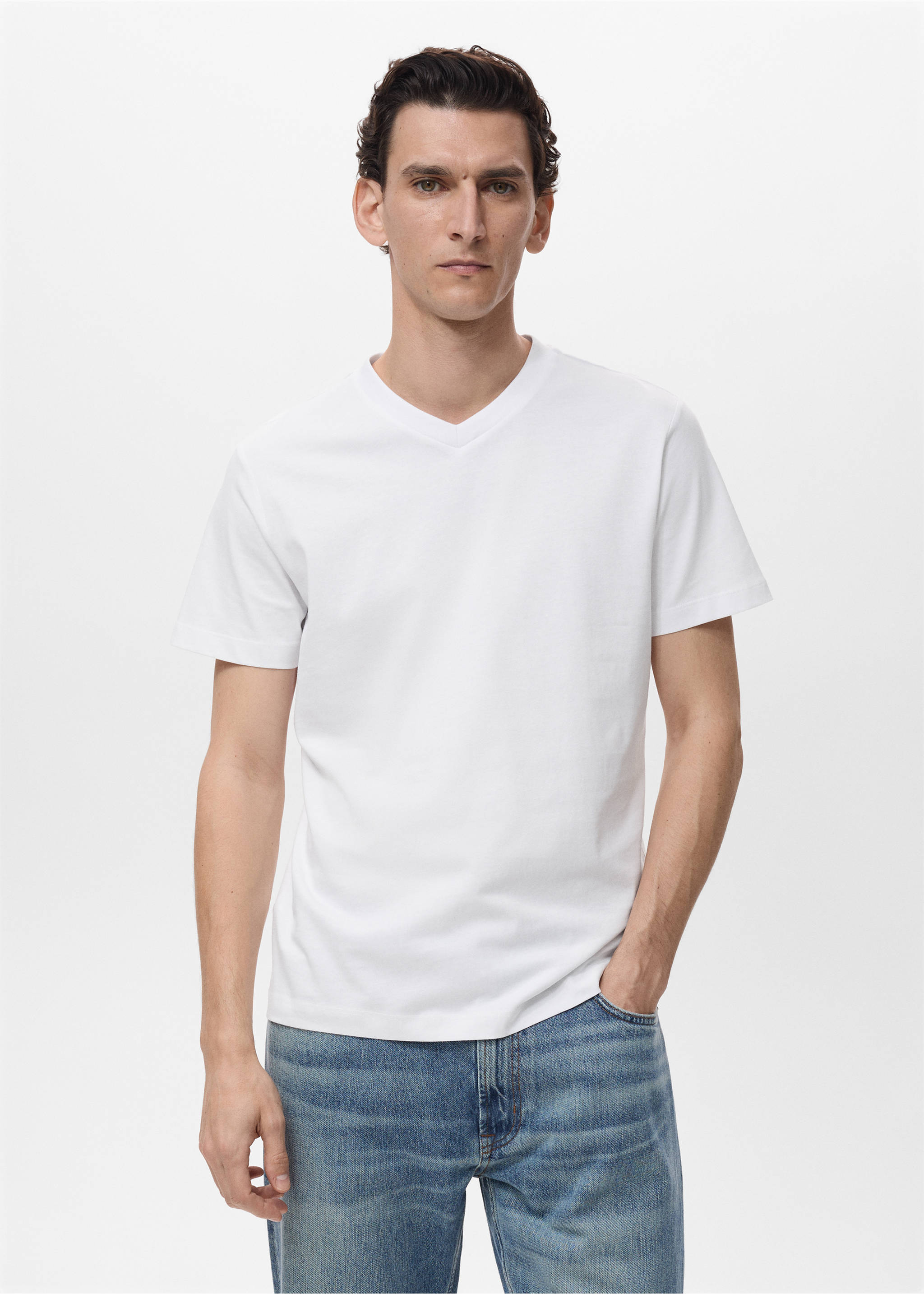 V-neck T-shirt - Medium plane, White. Ref: 17051229-00.