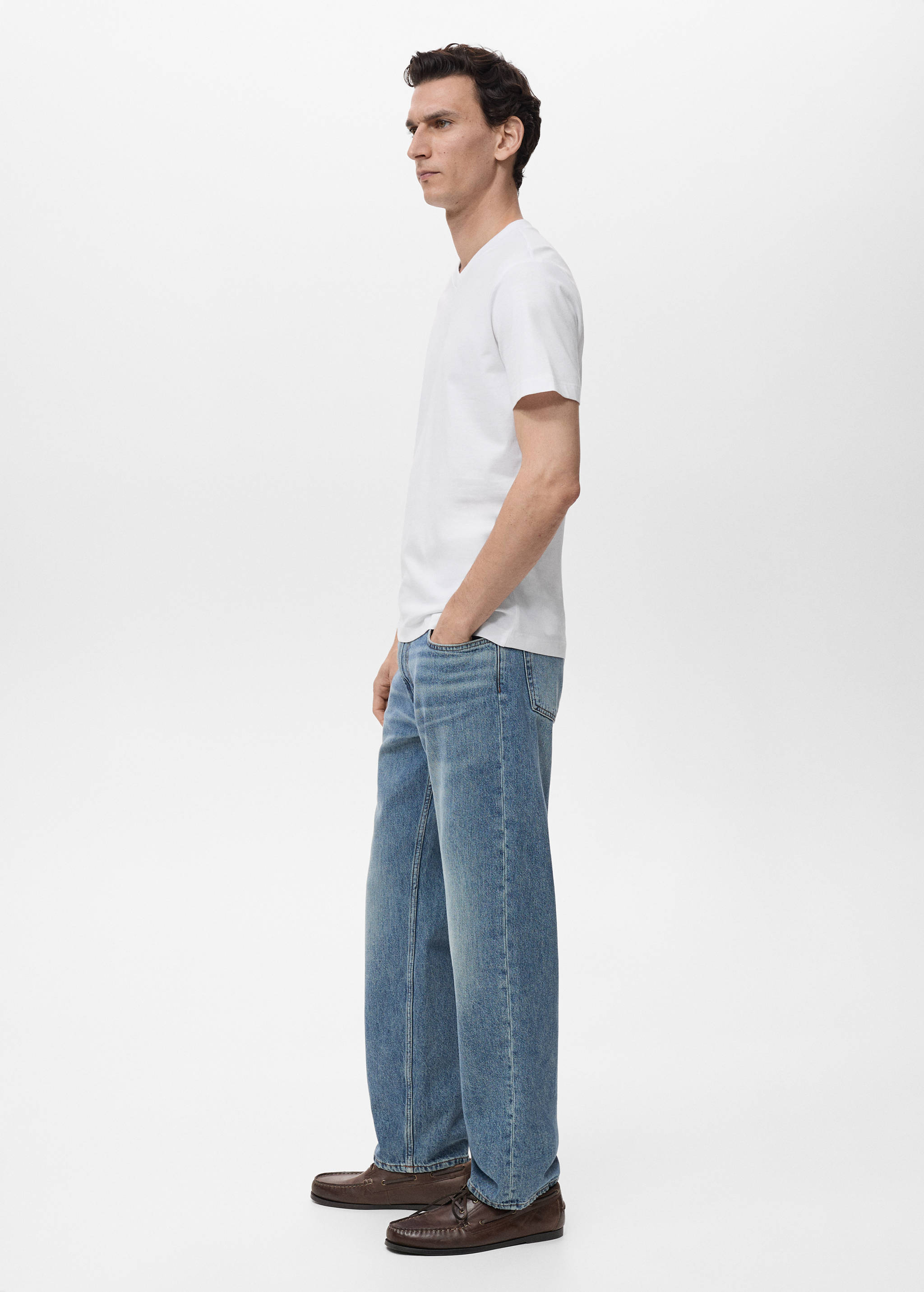 V-neck T-shirt - Details of the article 2