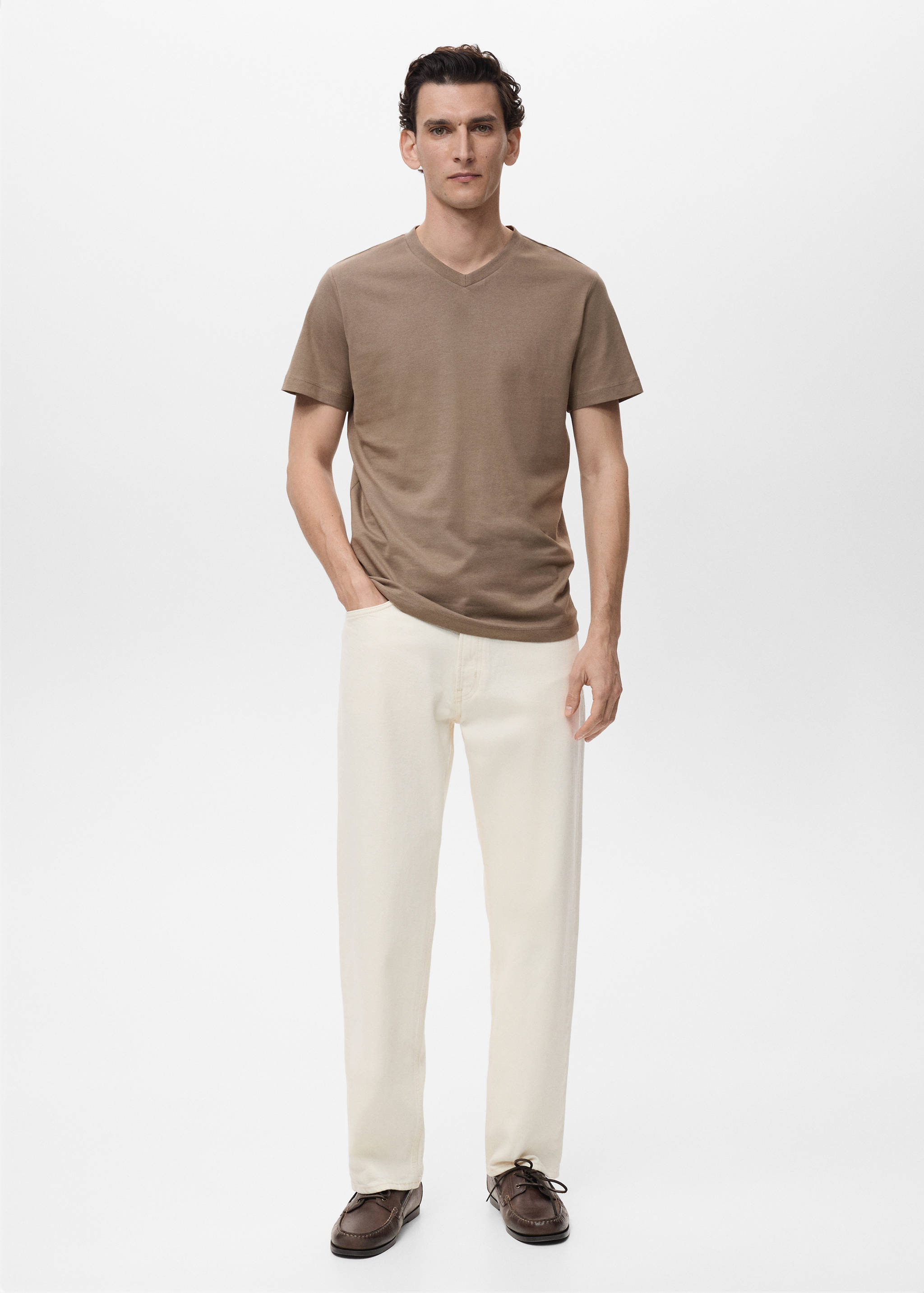 V-neck T-shirt - General plane